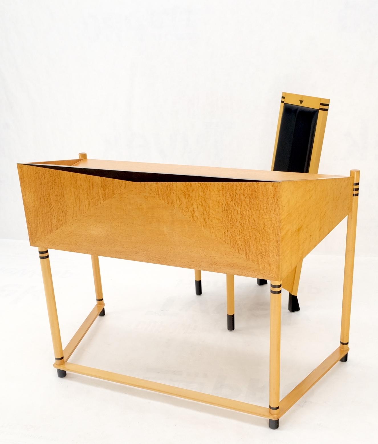 Vogelaugenahorn Italienischer Schreibtisch im Art-déco-Stil mit niedrigem Profil und Lederstuhl in Mint! im Angebot 14