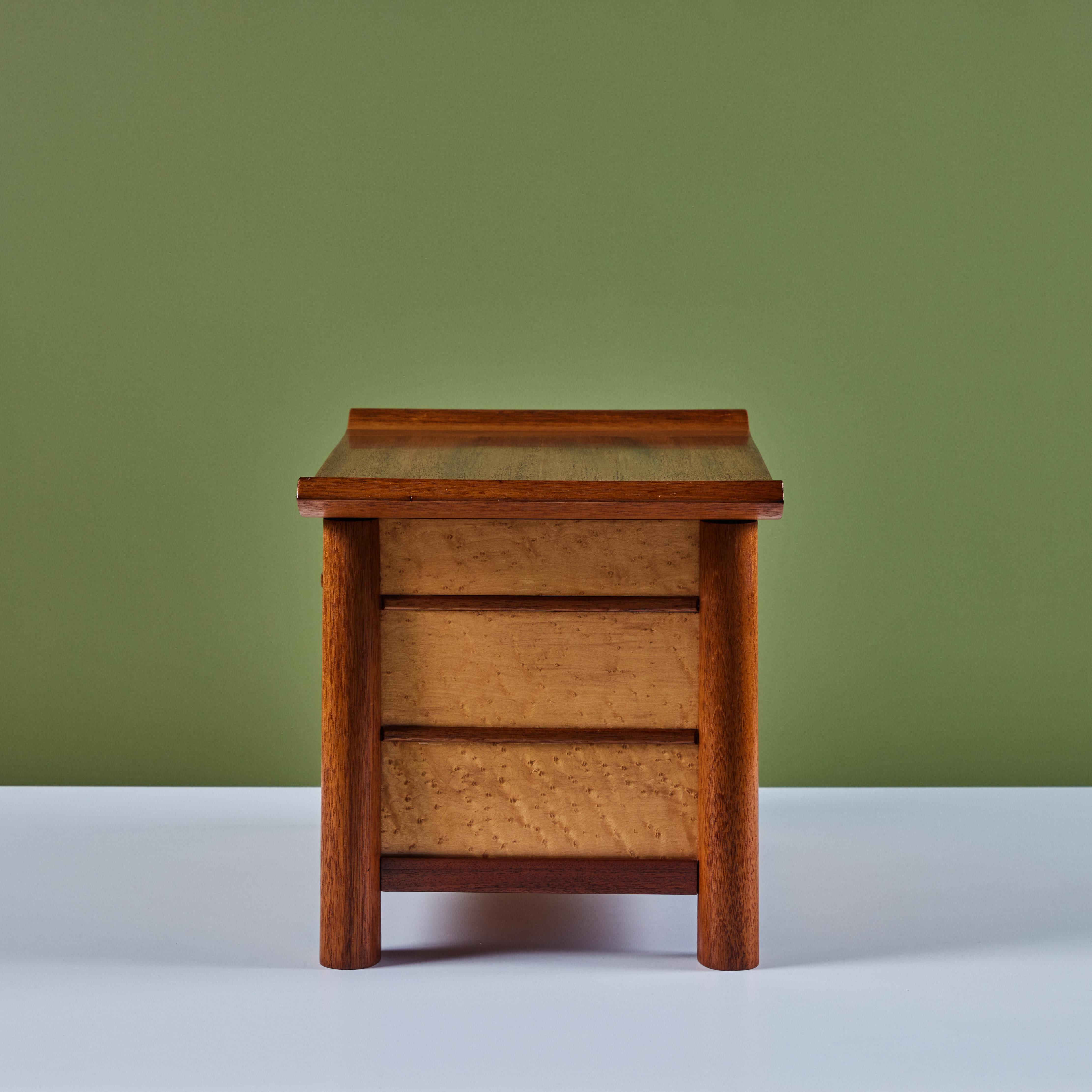 Birdseye Maple and Mahogany Jewelry Box In Good Condition For Sale In Los Angeles, CA