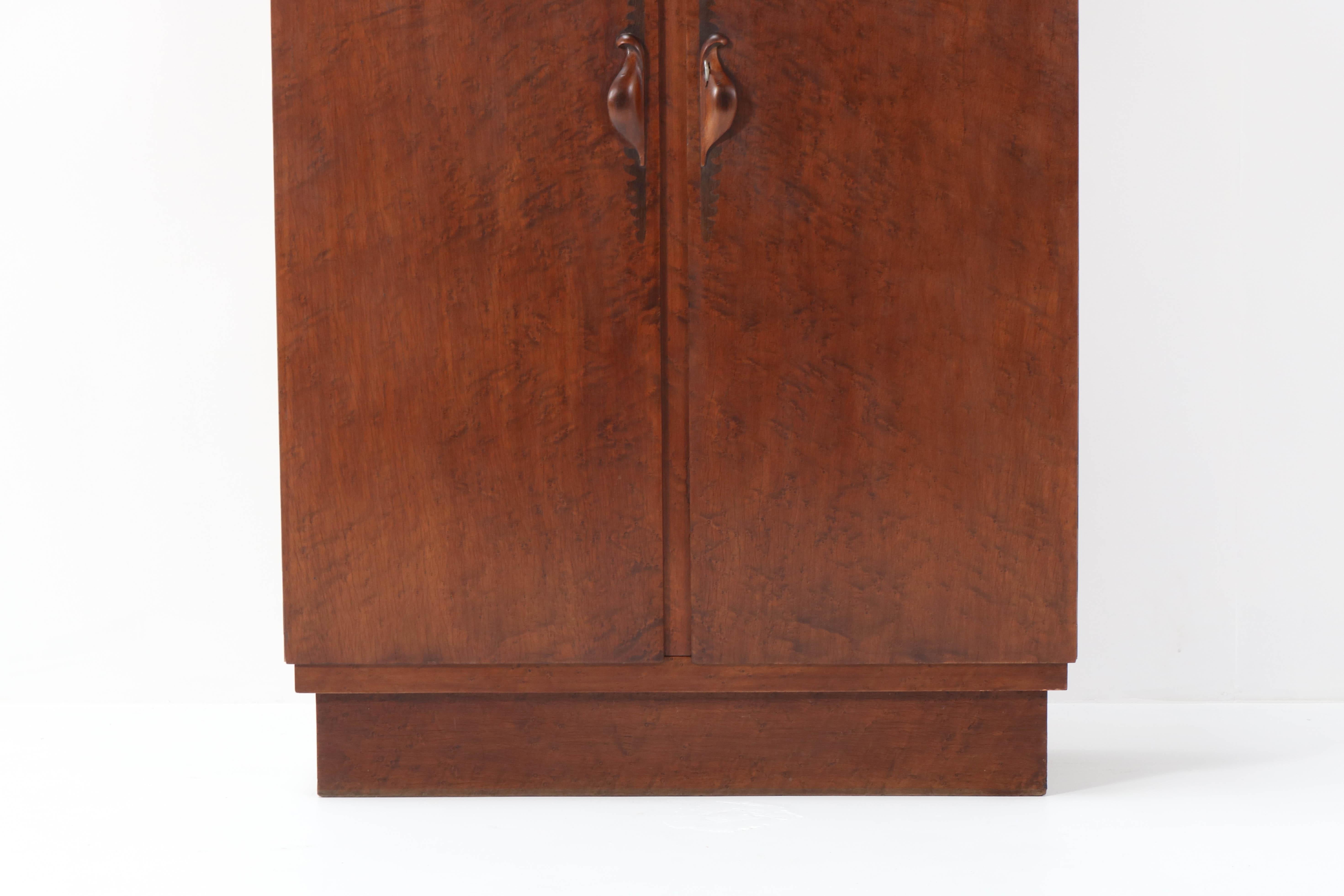 Birdseye Maple Art Deco Amsterdam School Cabinet by 't Woonhuys Amsterdam, 1920s For Sale 5