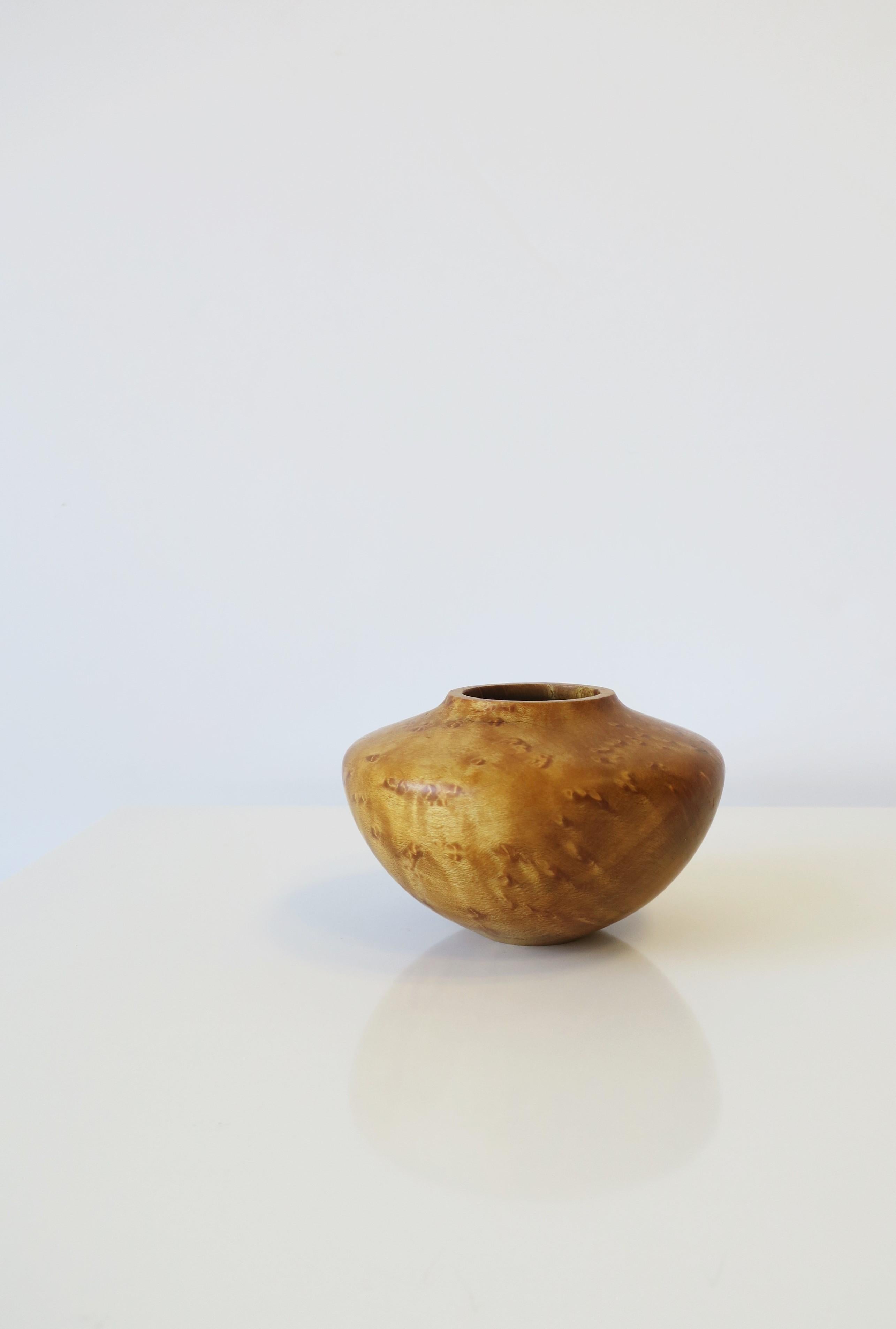 Studio Natural Birdseye Maple Wood Urn Vase Signed 2