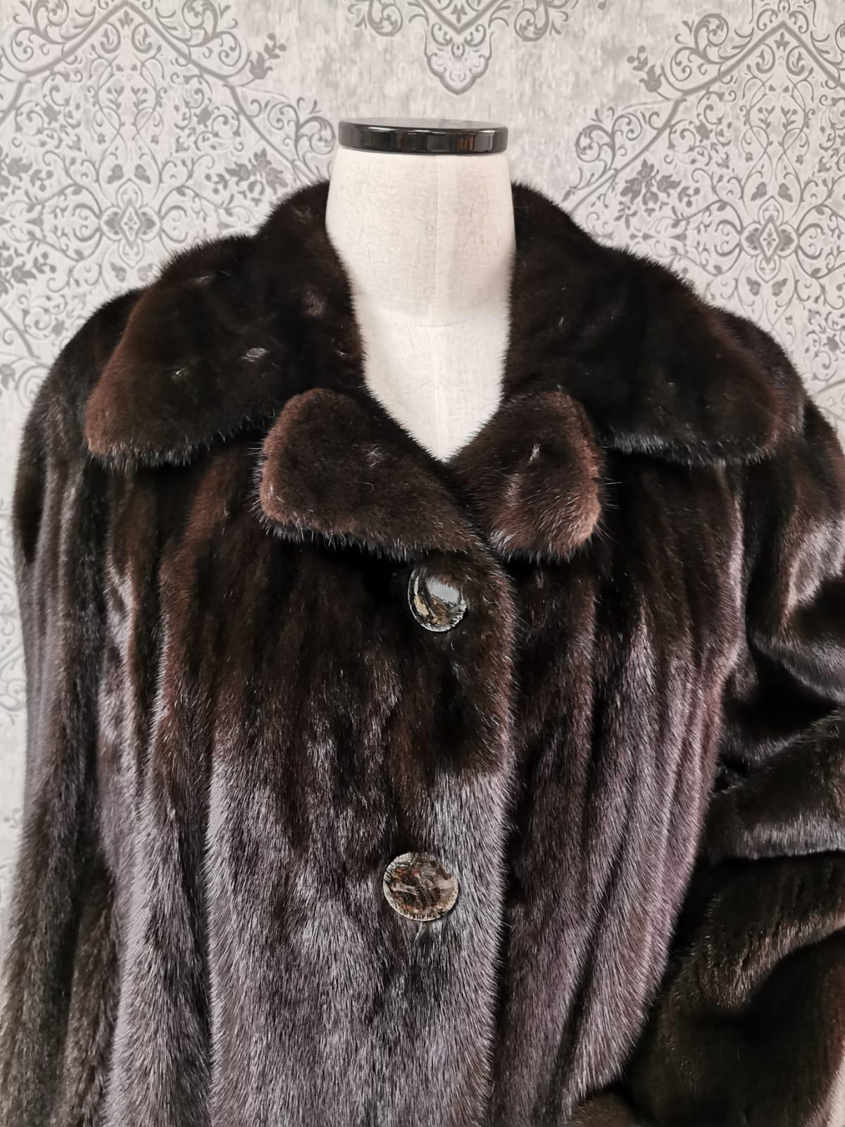 Pre-owned Birger Christensen Ranch Female Mink Fur Trench Coat (Size 14-M/L) 4