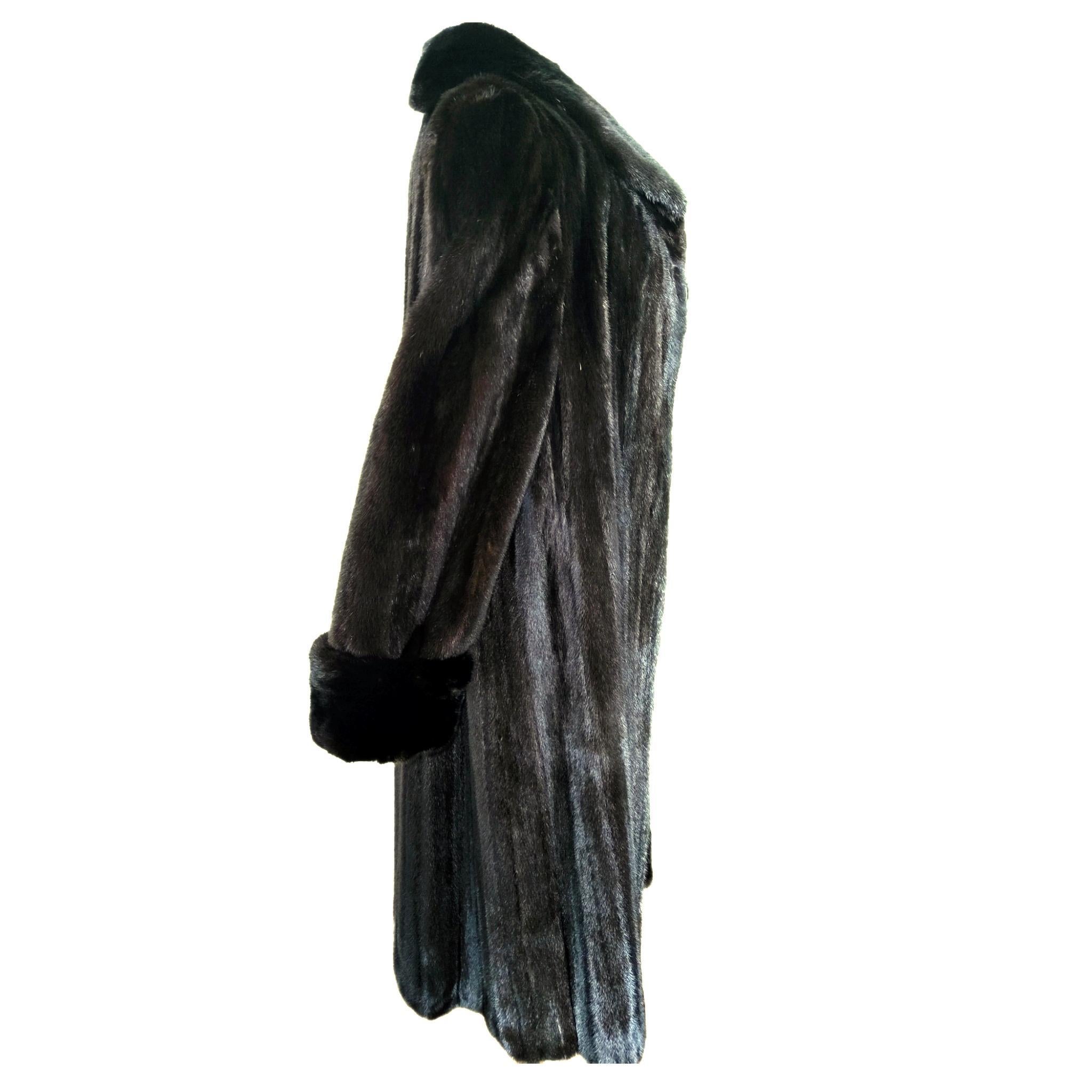 Birger Christensen Ranch Manteau imperméable en fourrure de vison pour femme (taille 14-16 M/L) en vente 13
