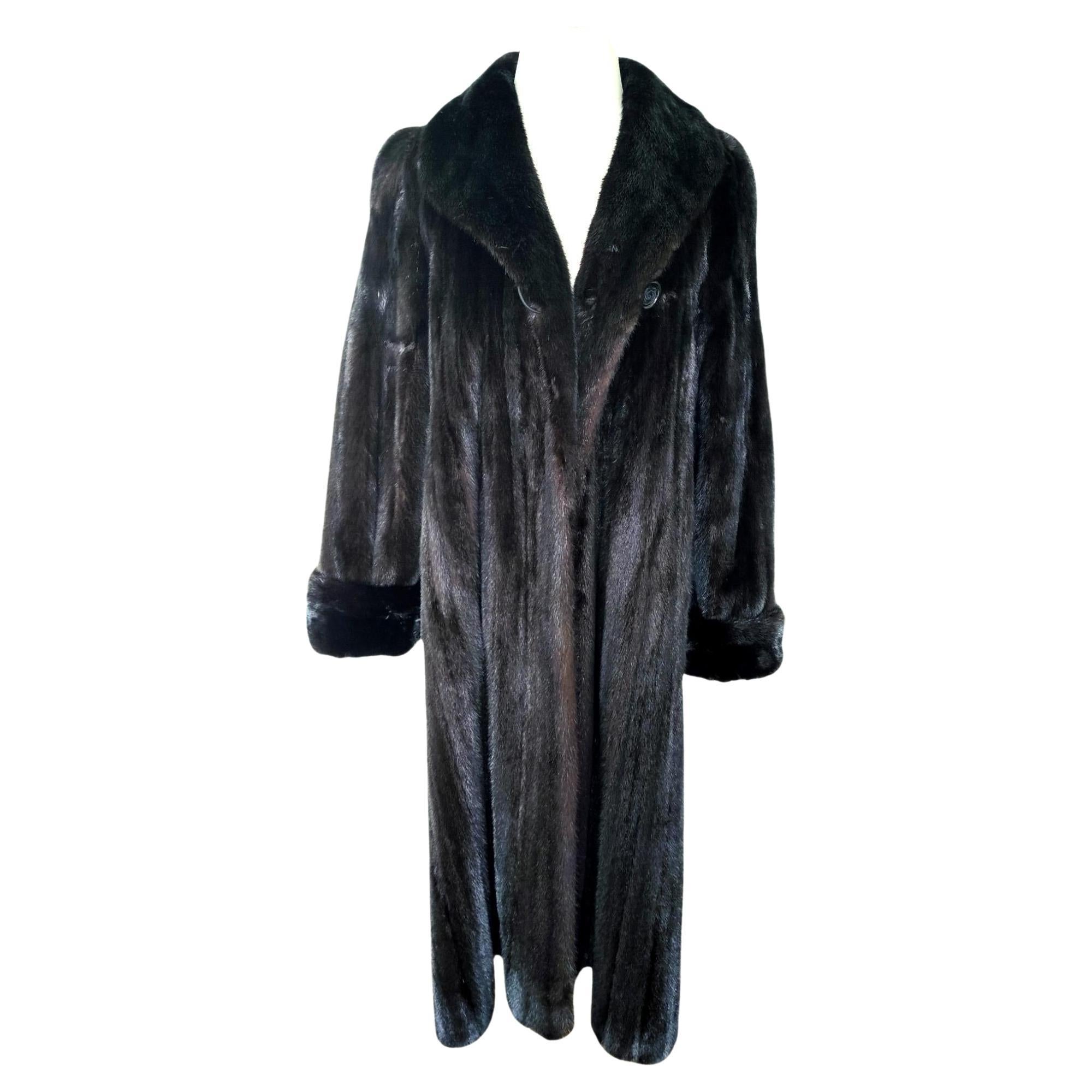 Birger Christensen Ranch Female Mink Fur Trench Coat (Size 14-16 M/L) For Sale