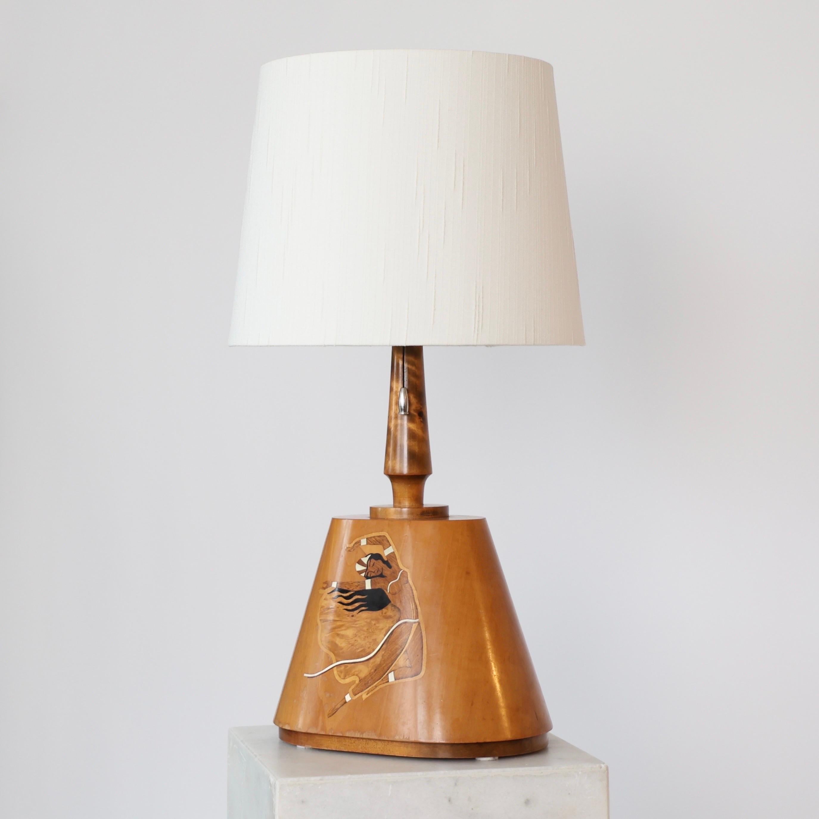 Suédois Lampe de table en intarsia de Birger Ekman, 1939, Suède en vente