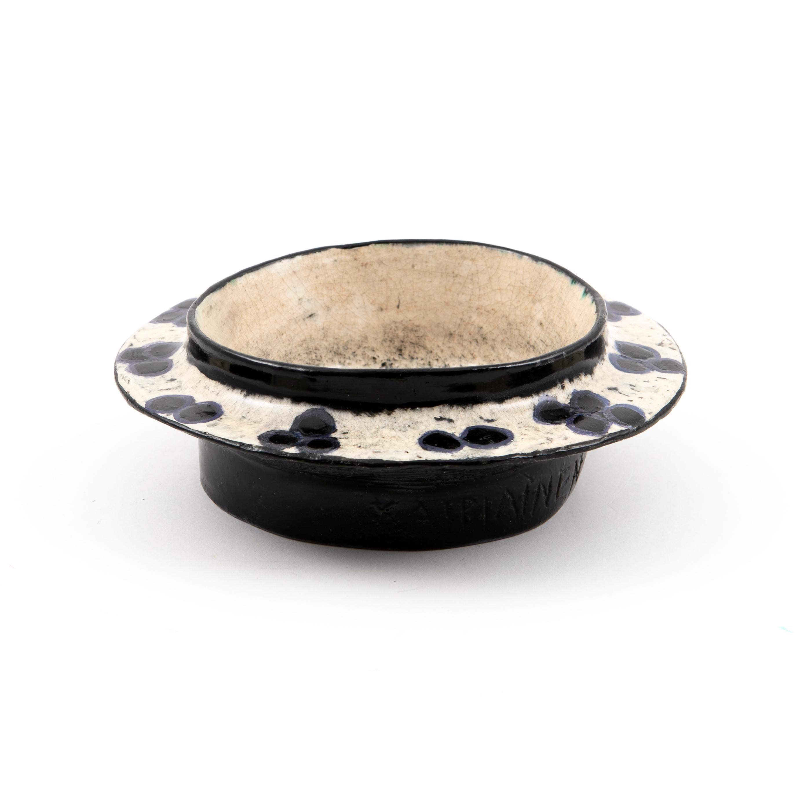 Modern Birger Johannes Kaipiainen Small one of a kind stoneware bowl 