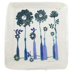 Birger Kaipiainen for Arabia. Large square ceramic dish with floral decoration.