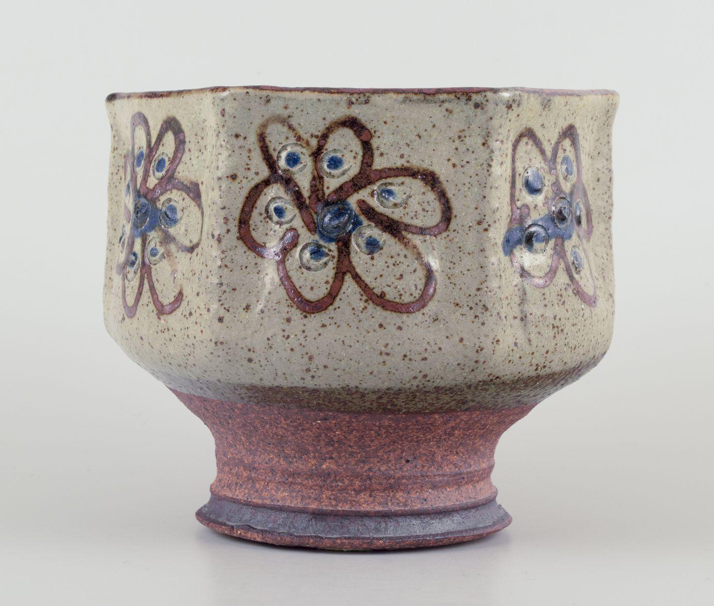 PRE-OWNED GOODS ARE EXEMPT FROM IMPORT TARIFFS FOR U.S., UK, AUSTRALIAN & CANADIAN CUSTOMERS.   
THEREFORE, NO IMPORT TARIFFS WILL BE APPLICABLE TO YOUR PURCHASE. 

Birgit Krog, Danish ceramist.
Unique hexagonal ceramic vase.  Raku technique.
Glazed