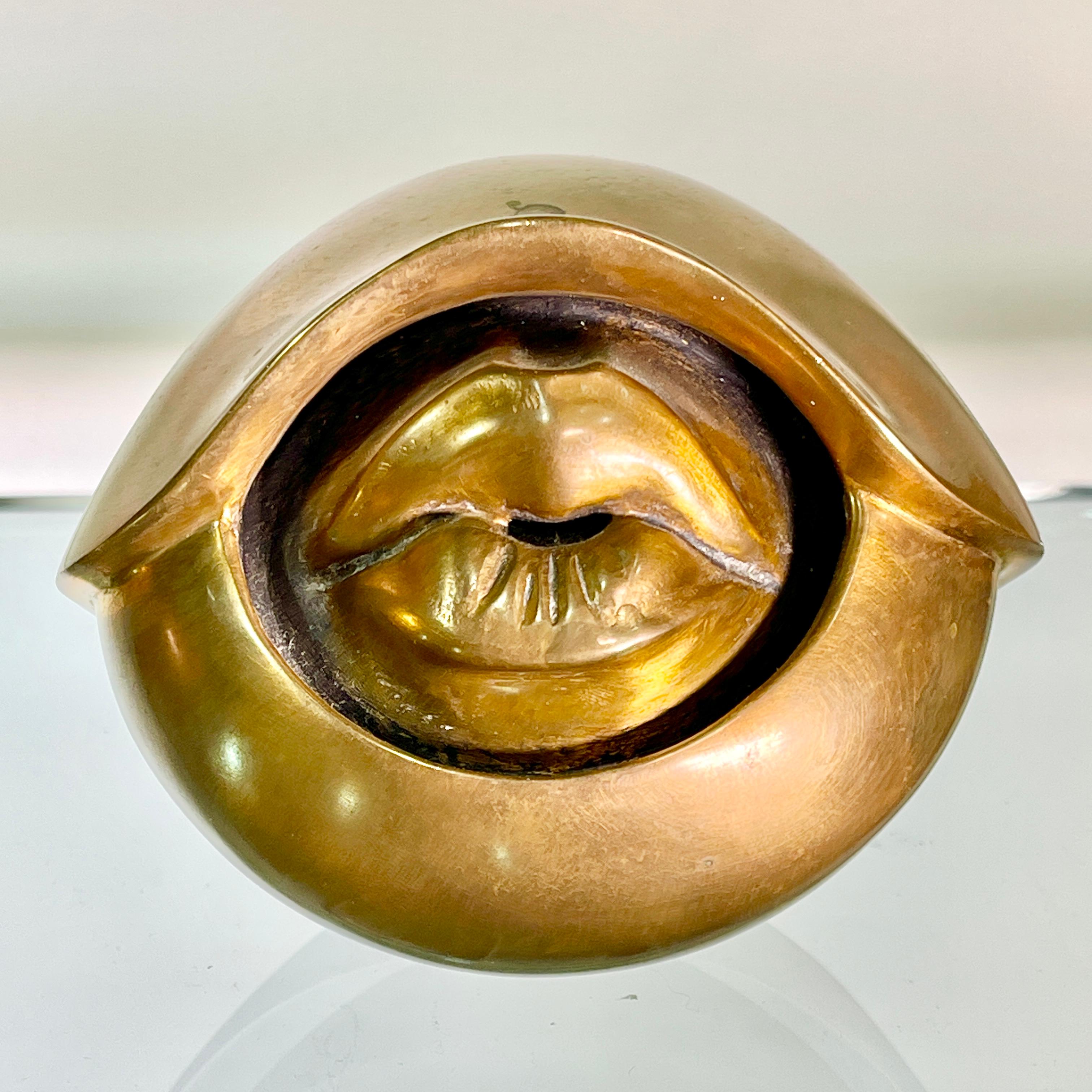 Birgitta Ara, finlandesa (1935 - 2009) Tres esculturas de bronce - Fe, esperanza y amor en venta 2