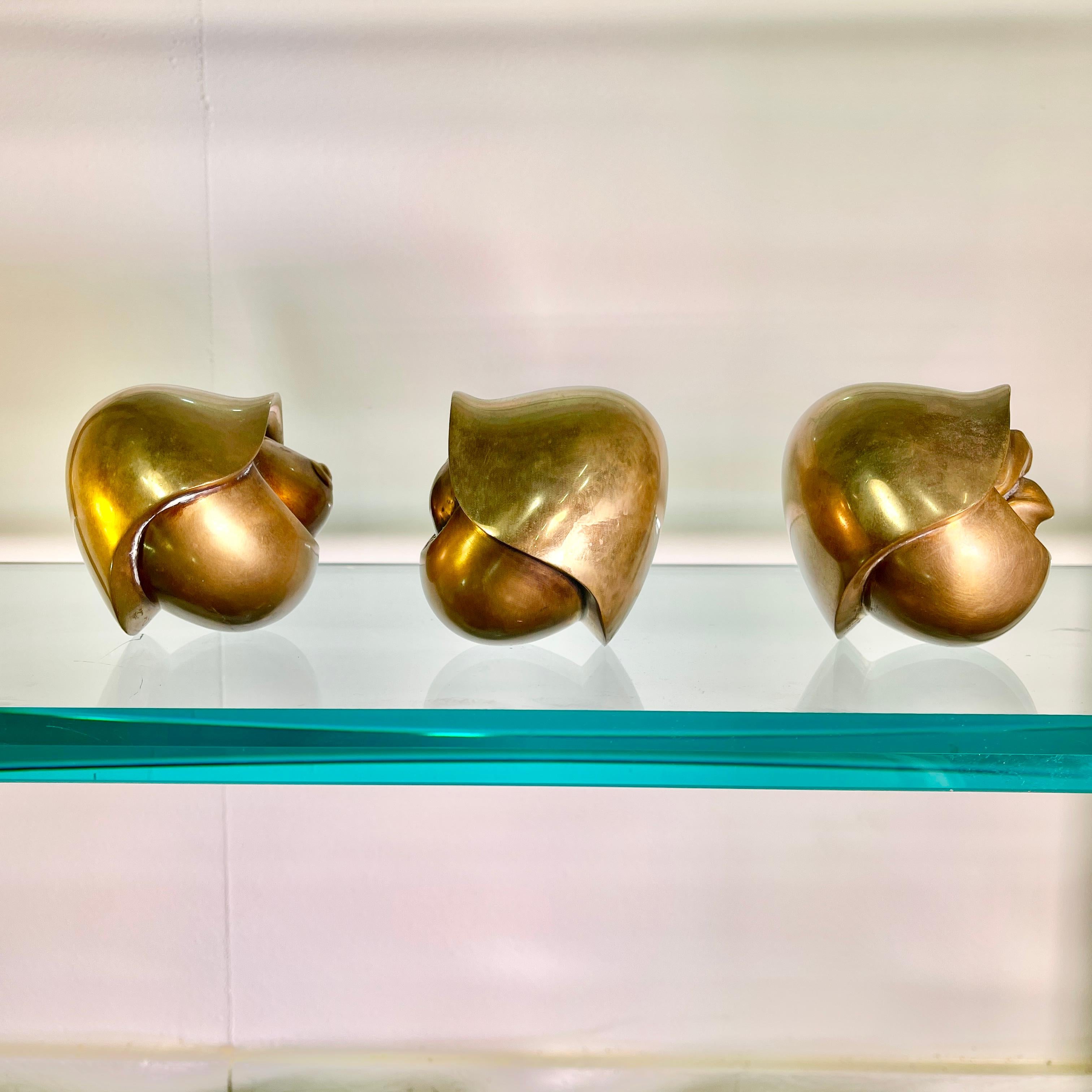 Birgitta Ara, finlandesa (1935 - 2009) Tres esculturas de bronce - Fe, esperanza y amor Escandinavo moderno en venta