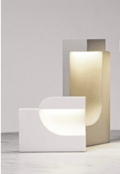 Birgitte Due Madsen , Jona Trampedach  Moby 1 e 2 White per Karakter