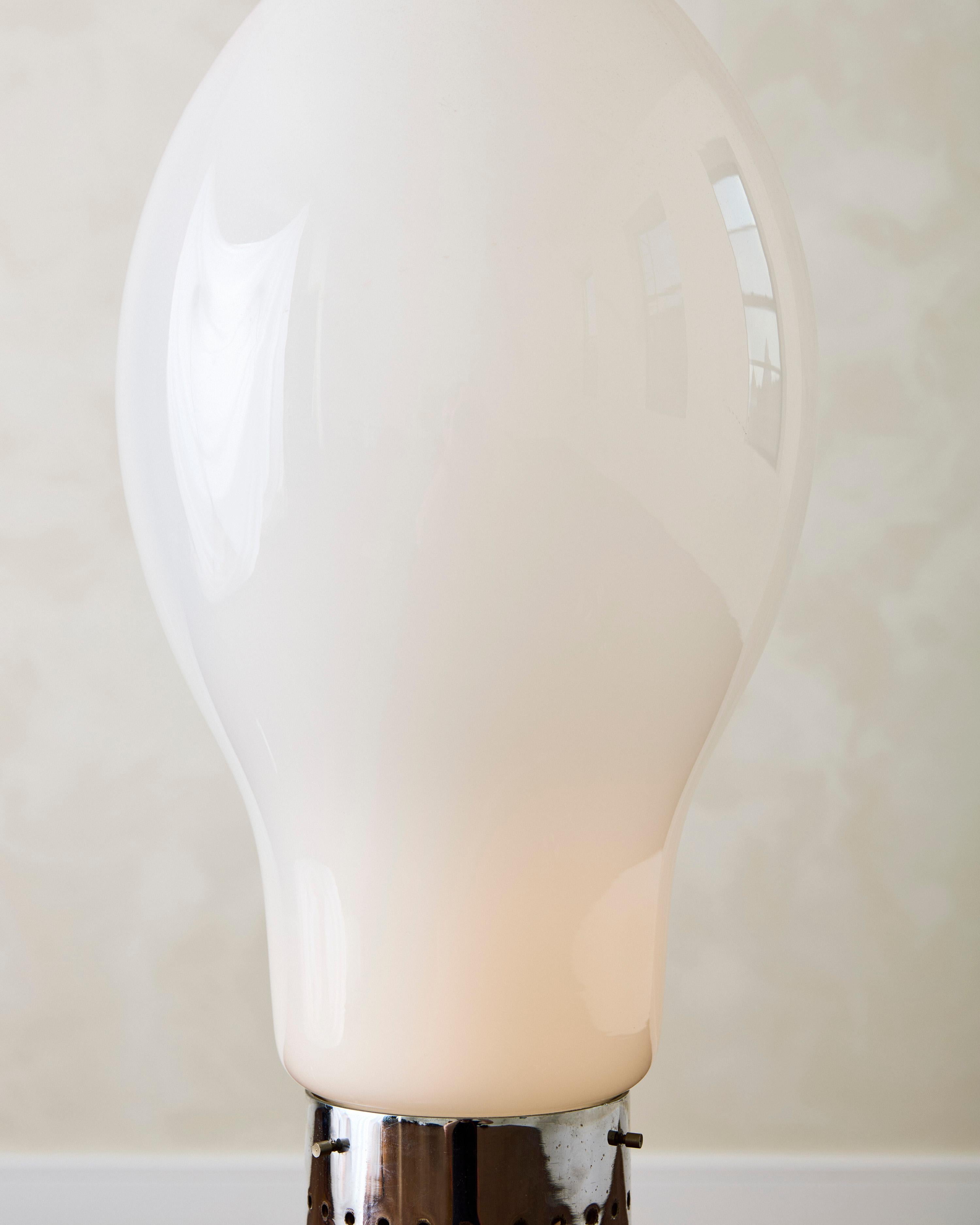 Italian Birillo floor lamp, designed by Carlo Nason for Mazzega featuring opaline Murano