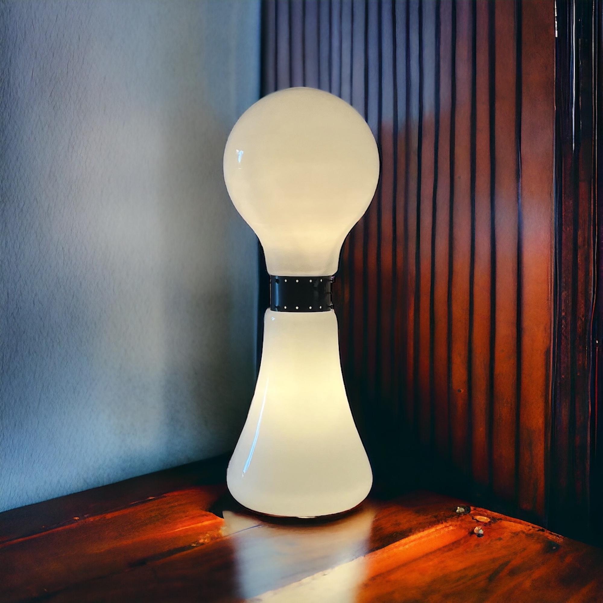 Birillo Floor Lamp in Opaline Glass by Carlo Nason for Mazzega, 1970s For Sale 2
