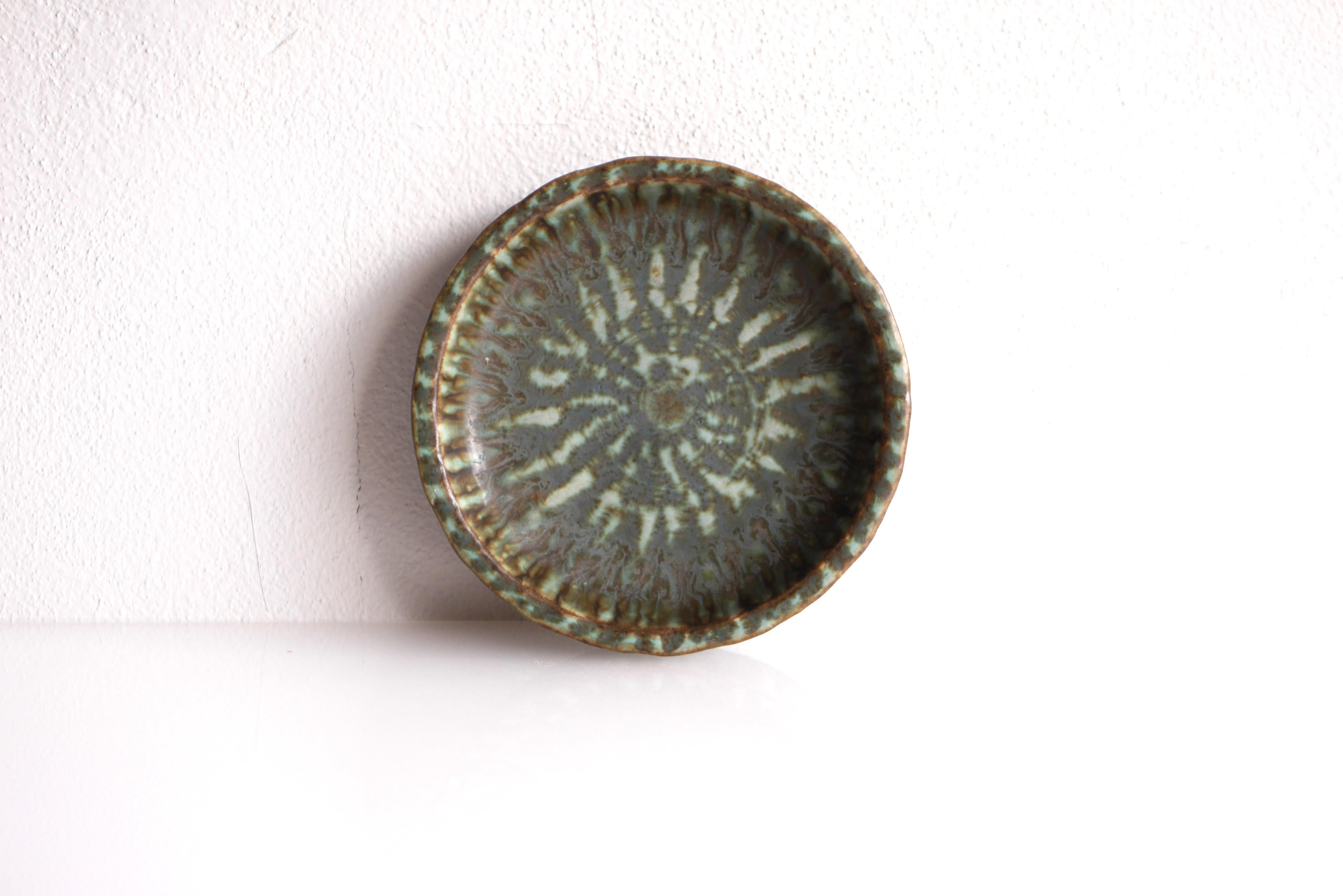 Hand-Crafted 'Birka' bowl by Gunnar Nylund, Scandinavian Art pottery from Rörstrand, Sweden. For Sale