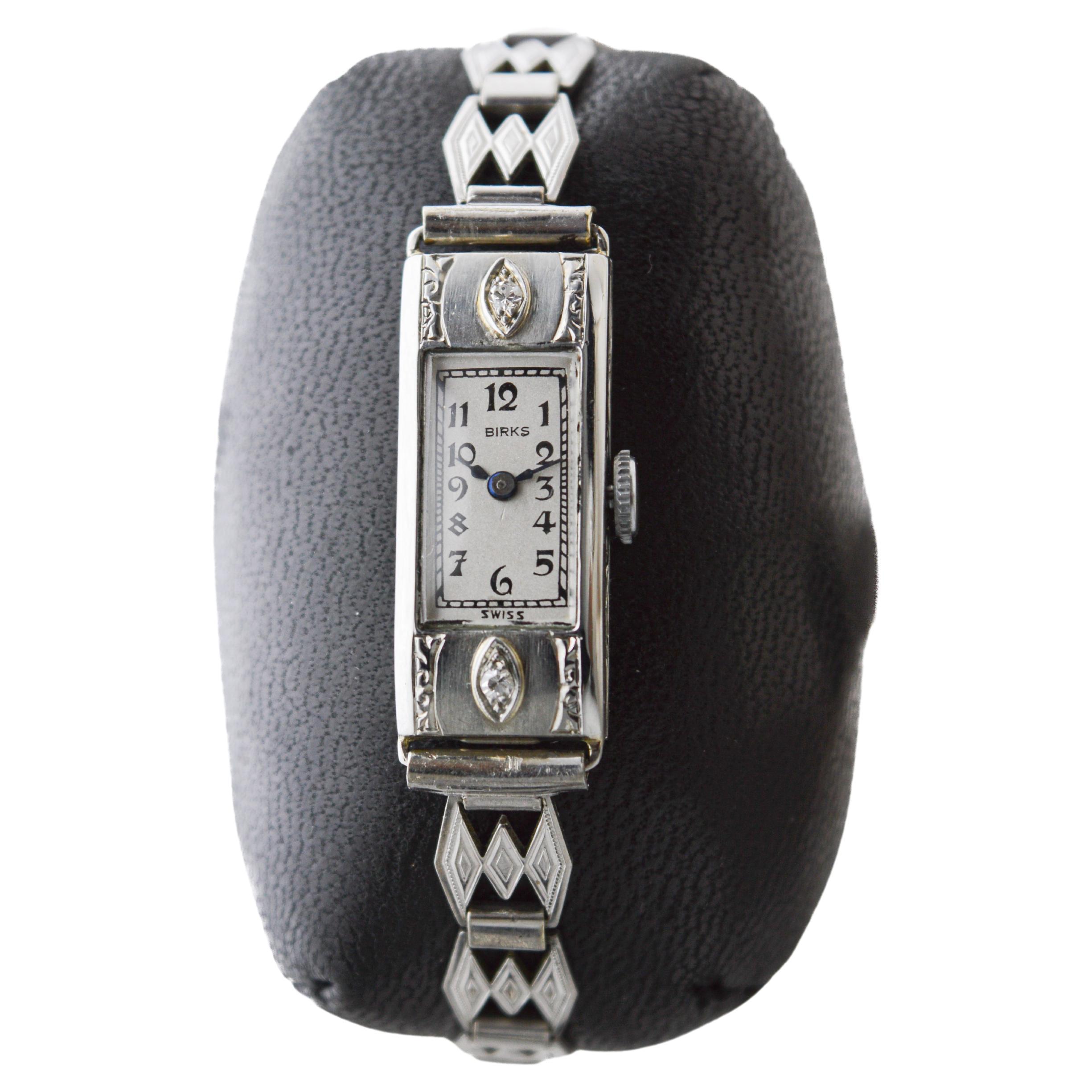 Birks 18Kt. Ladie's Montre Art déco en or blanc des années 1930 en vente