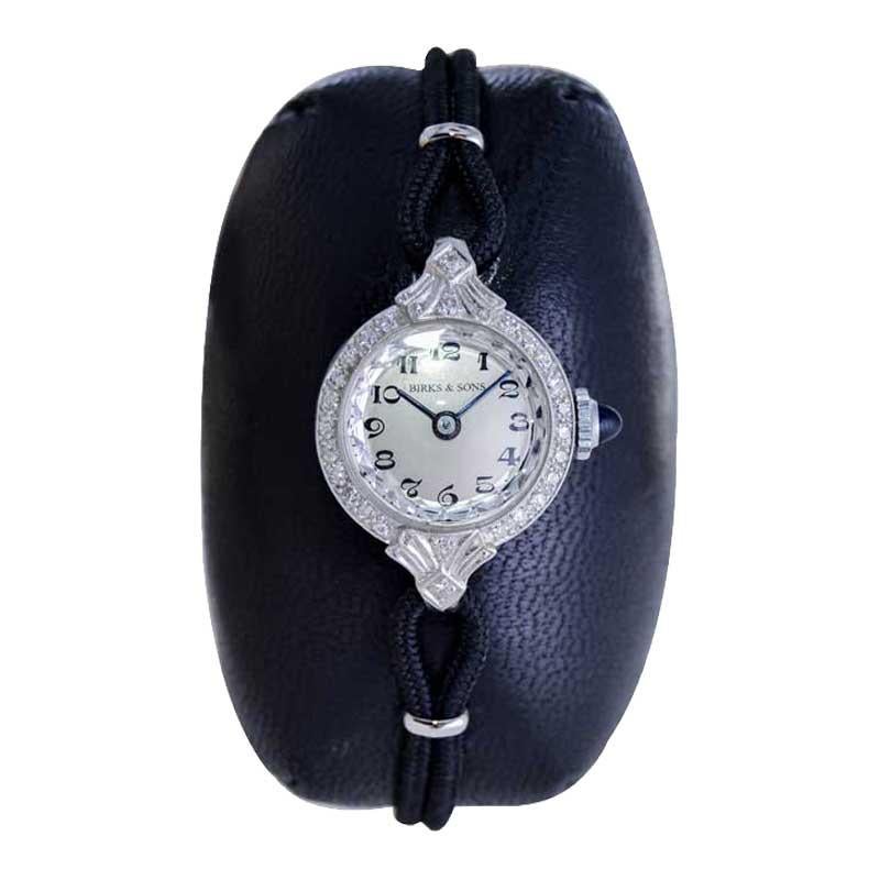 Birks and Sons Platin Damen Art Deco Diamond Dress Watch aus den 1930er Jahren im Zustand „Hervorragend“ im Angebot in Long Beach, CA