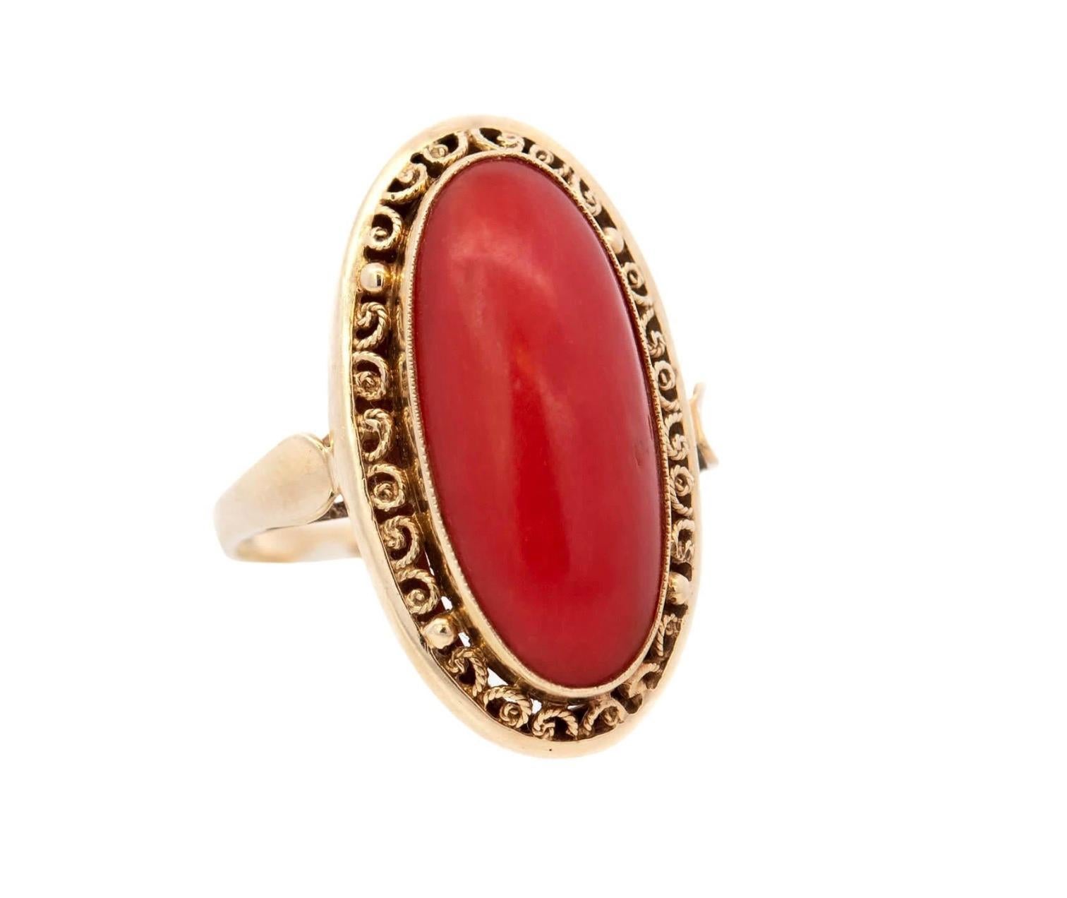 BIRKS Anillo victoriano tardío de coral sangre de buey de 14 quilates en venta 2