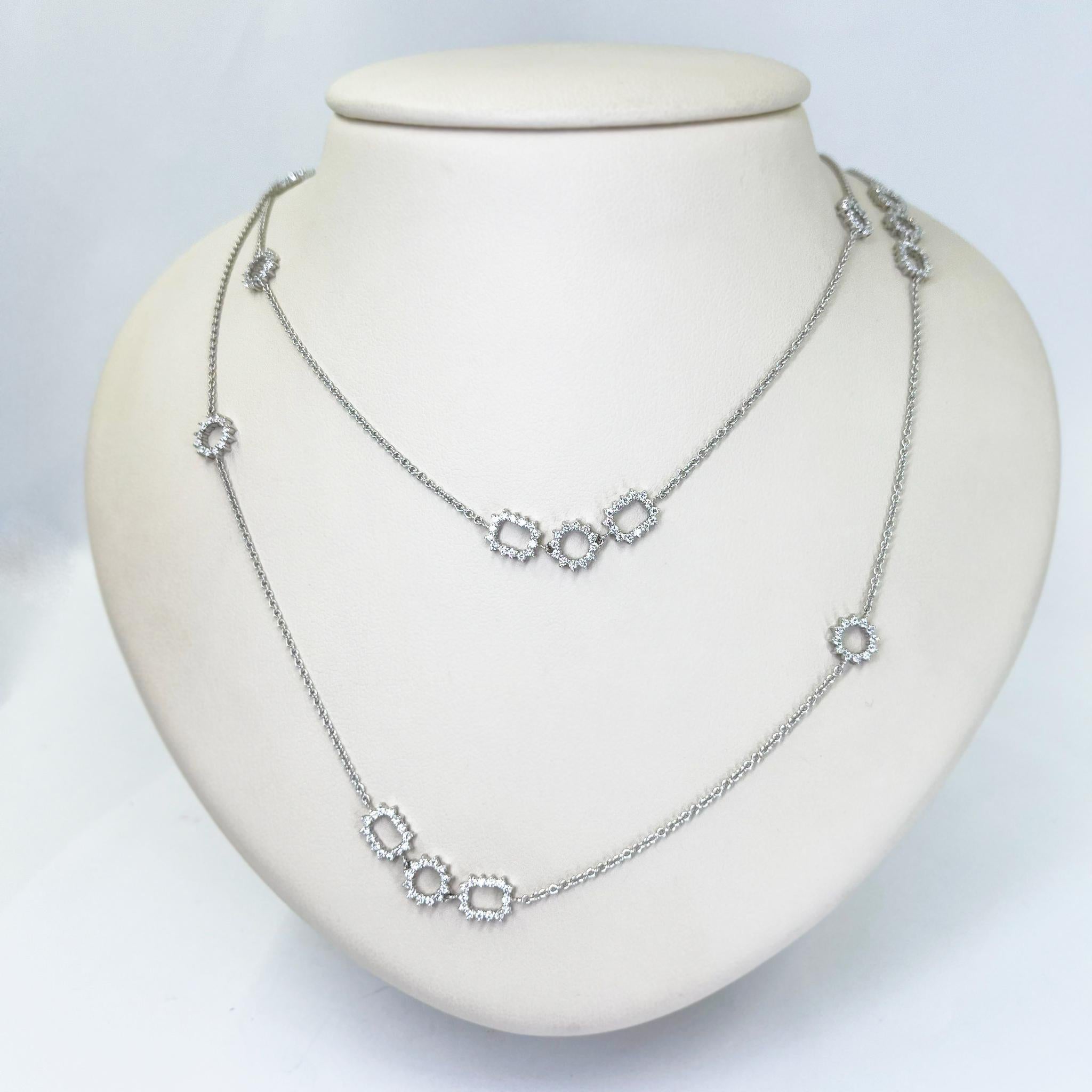 Taille ronde Birks long collier station à diamants double face en vente