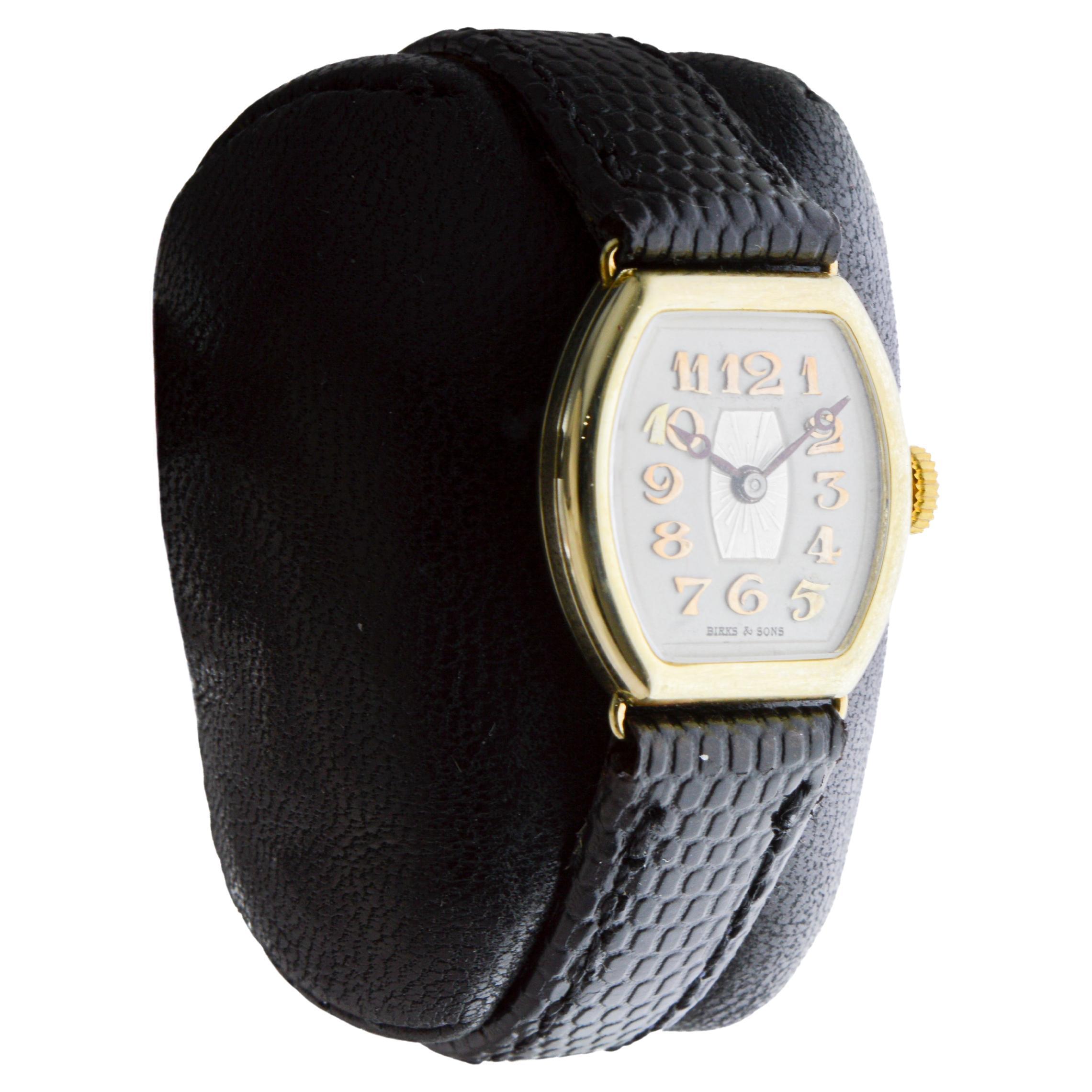 Birks & Sons 14Kt Solid Gold Art Deco Ladies Watch with Breguet Numeral Dial In Excellent Condition For Sale In Long Beach, CA