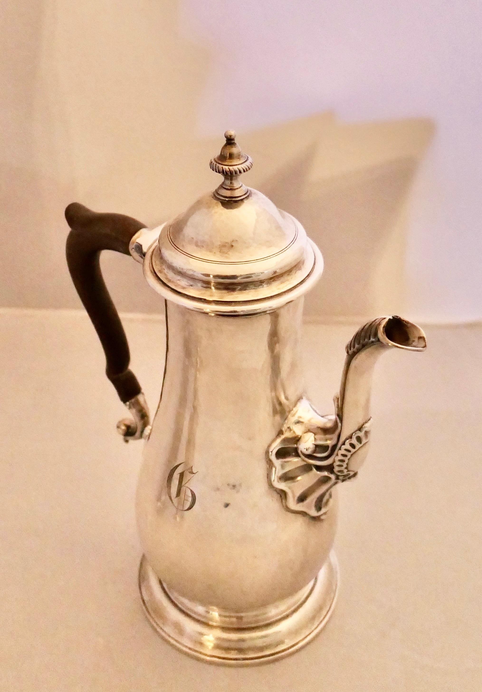 Colonial Revival Birks Sterling Silver & wood Tea Set For Sale