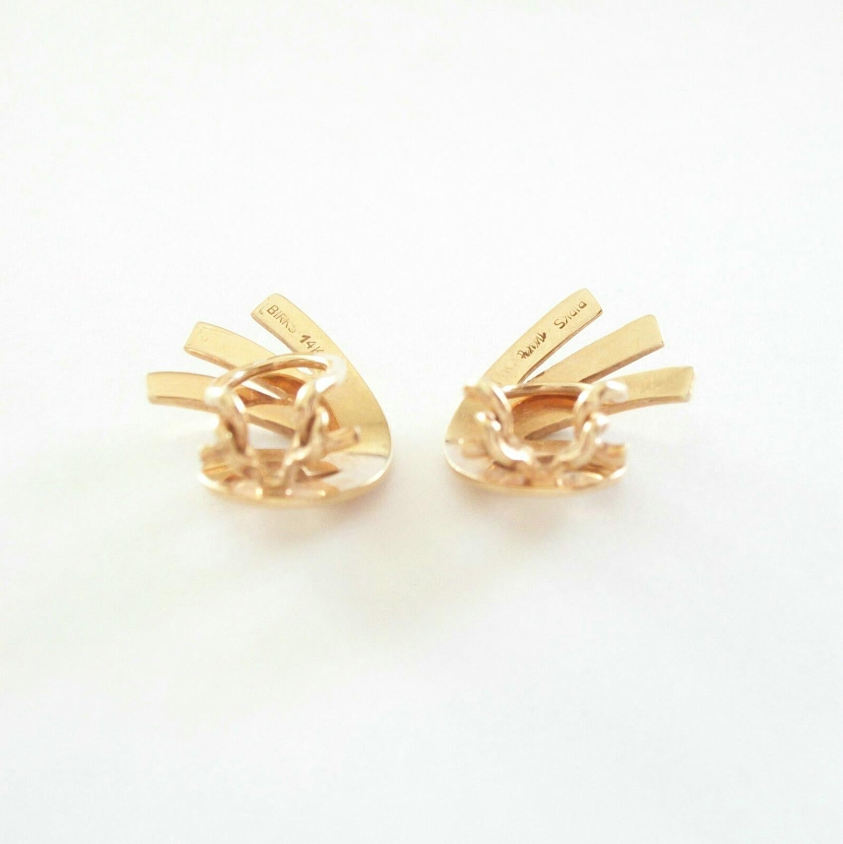 Women's BIRKS - Vintage 14K Yellow Gold Nautilus Earrings - Canada - Mid 20th Century For Sale