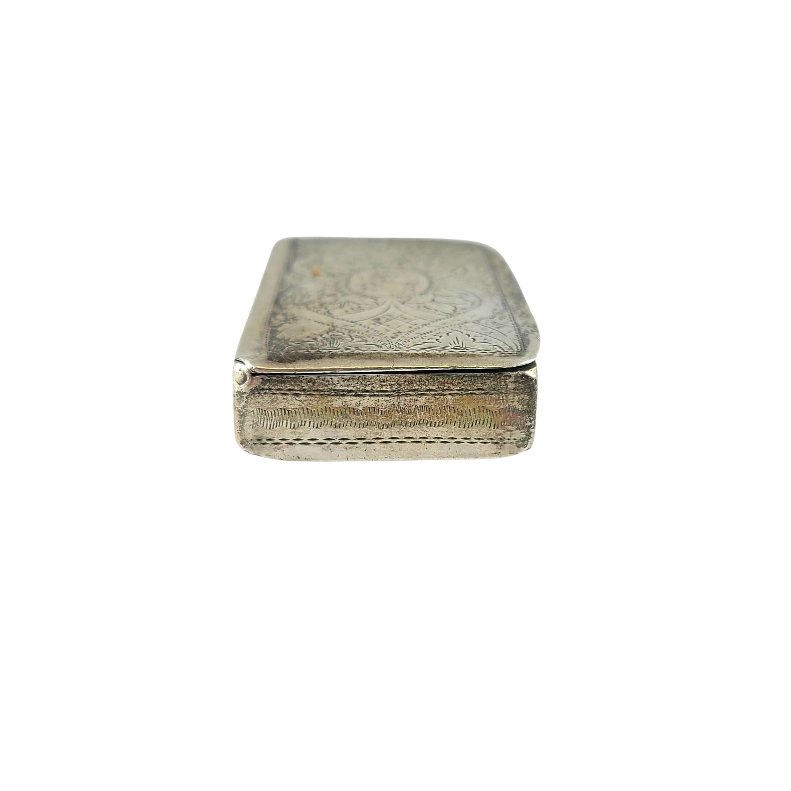 Birmingham England Edward Smith Sterling Silver Trinket/Snuff Box In Good Condition For Sale In Washington Depot, CT