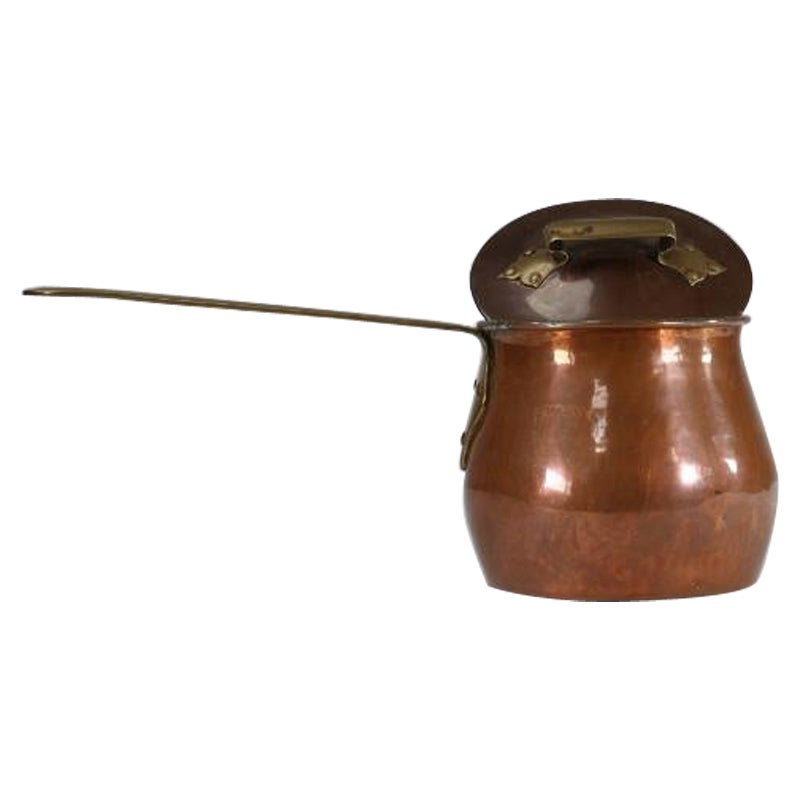 The Guild of Handicraft di Birmingham. Pentola per riscaldare la salsa al cioccolato di Arts & Crafts. in vendita 3