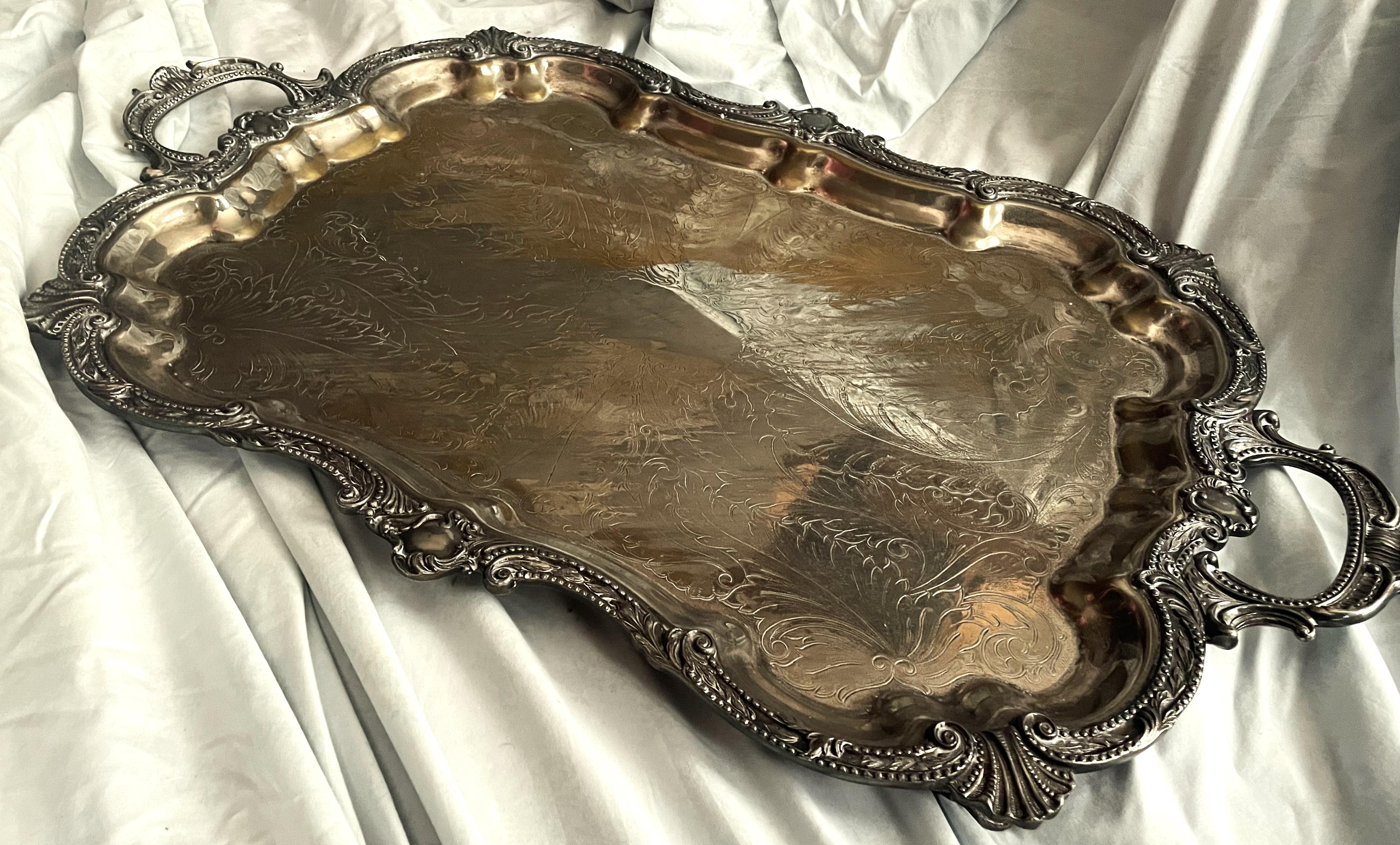 Birmingham Silver Co. Bandeja con pie y asa de plata grande Pérdida de chapado Chapado en plata en venta