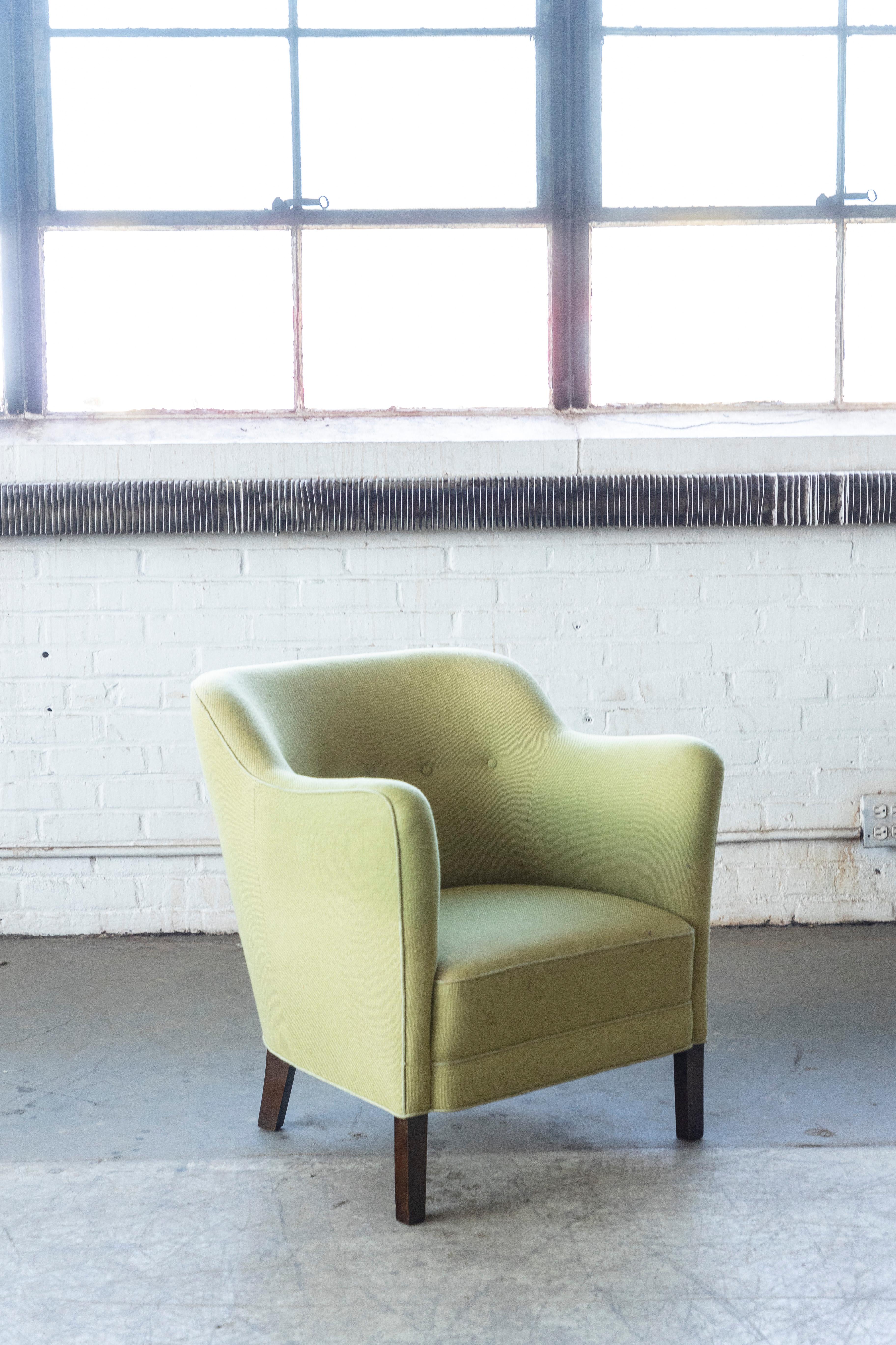 Birte Iversen Style Classic Danish 1950s Lounge Chair In Good Condition In Bridgeport, CT