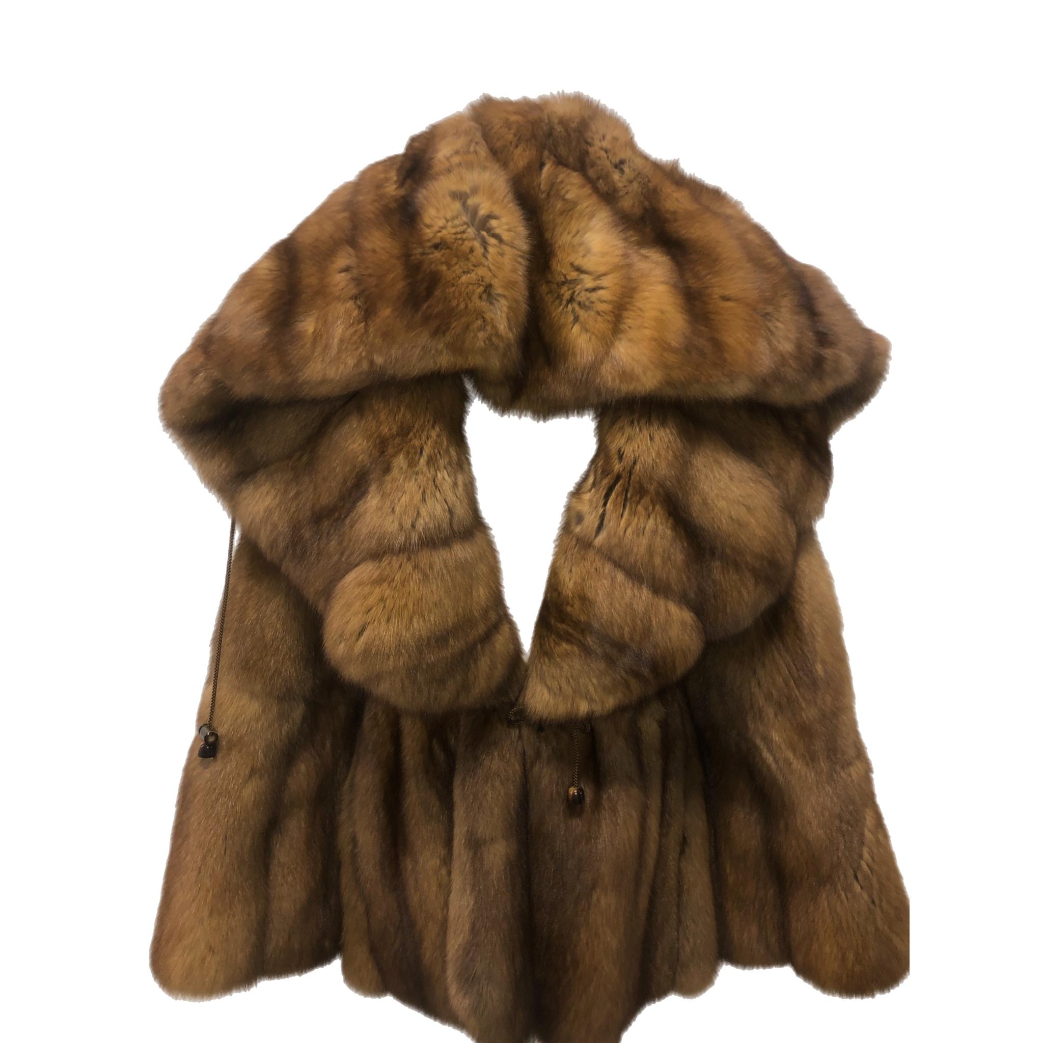 Manteau russe Bisang en fourrure de zibeline taille 14-16 étiquettes 65000$ en vente 2