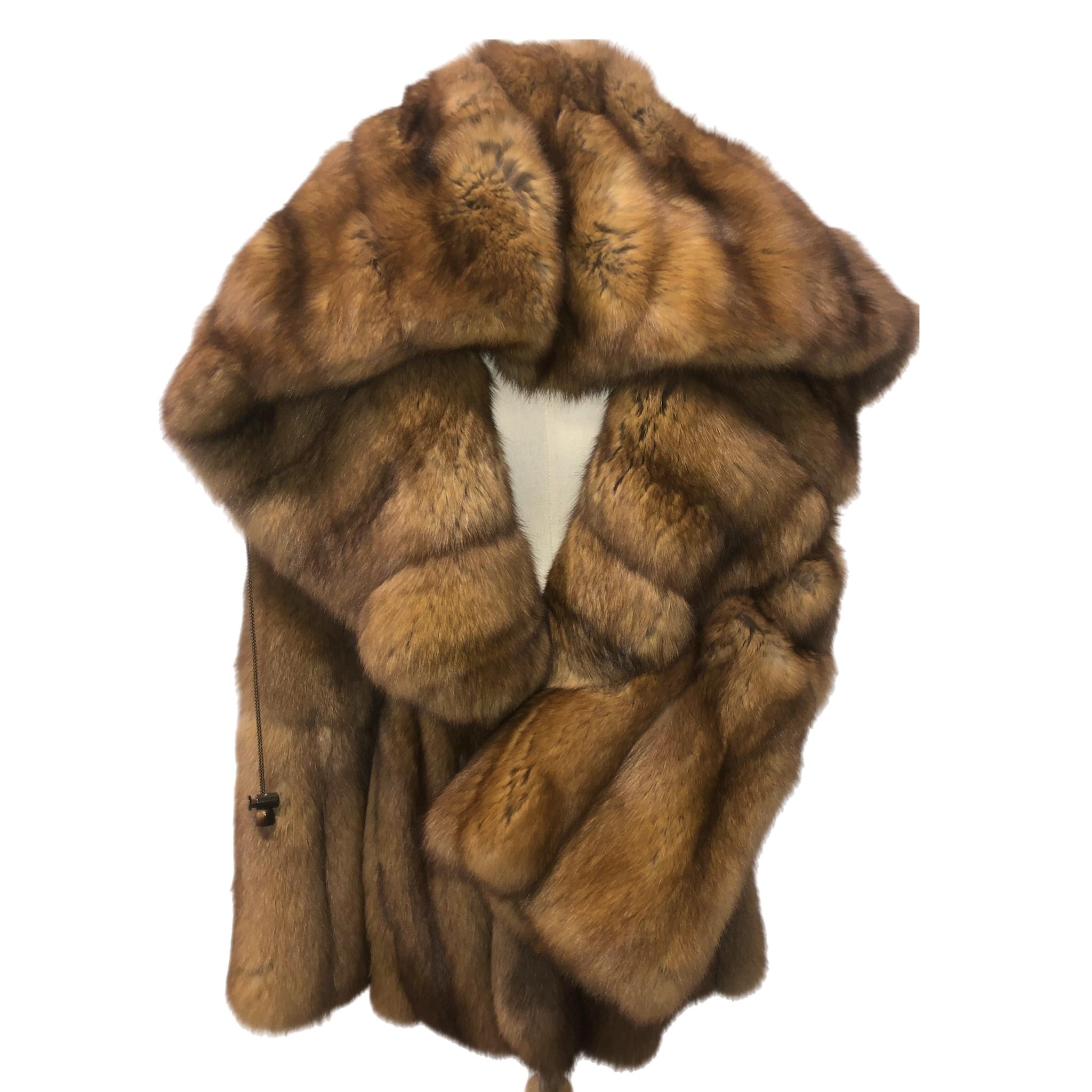 Manteau russe Bisang en fourrure de zibeline taille 14-16 étiquettes 65000$ en vente 3