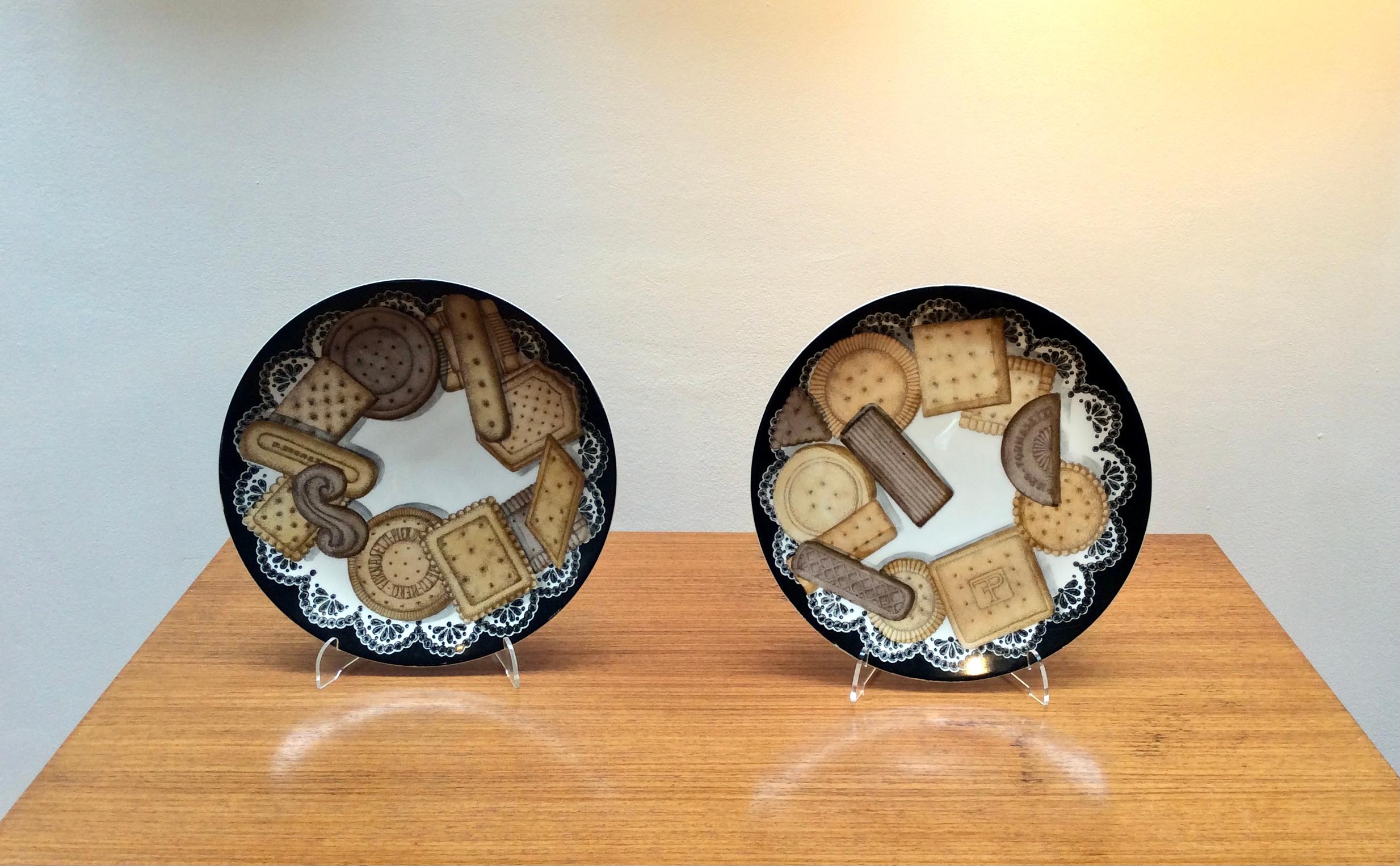 'Biscotti' Plate by Piero Fornasetti, 1950s In Good Condition In London, GB