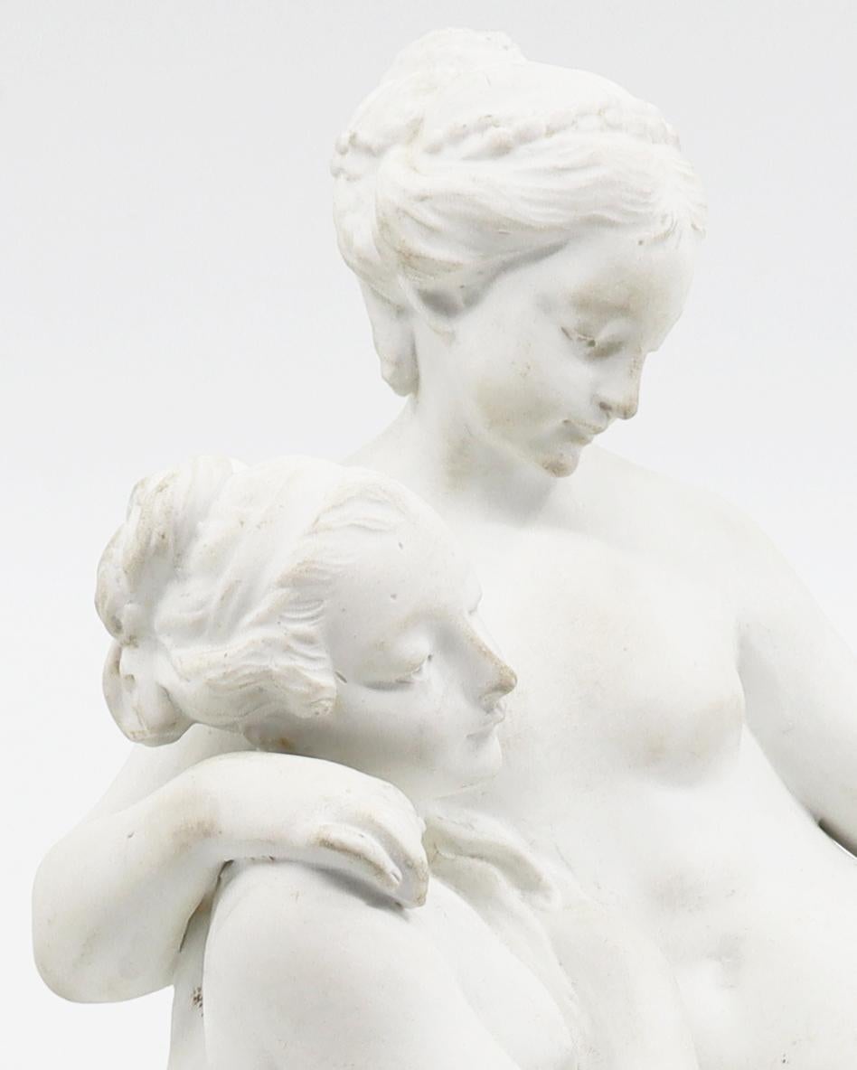 Biscuit of 2 Girls with Goose, 19th Century, French In condizioni buone in vendita a Lantau, HK