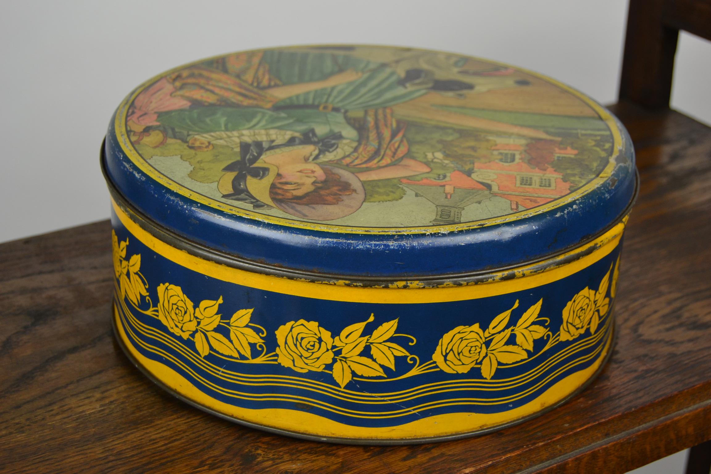 Biscuit Tin Box with Lady and Greyhound Dod, Art Deco Period 5