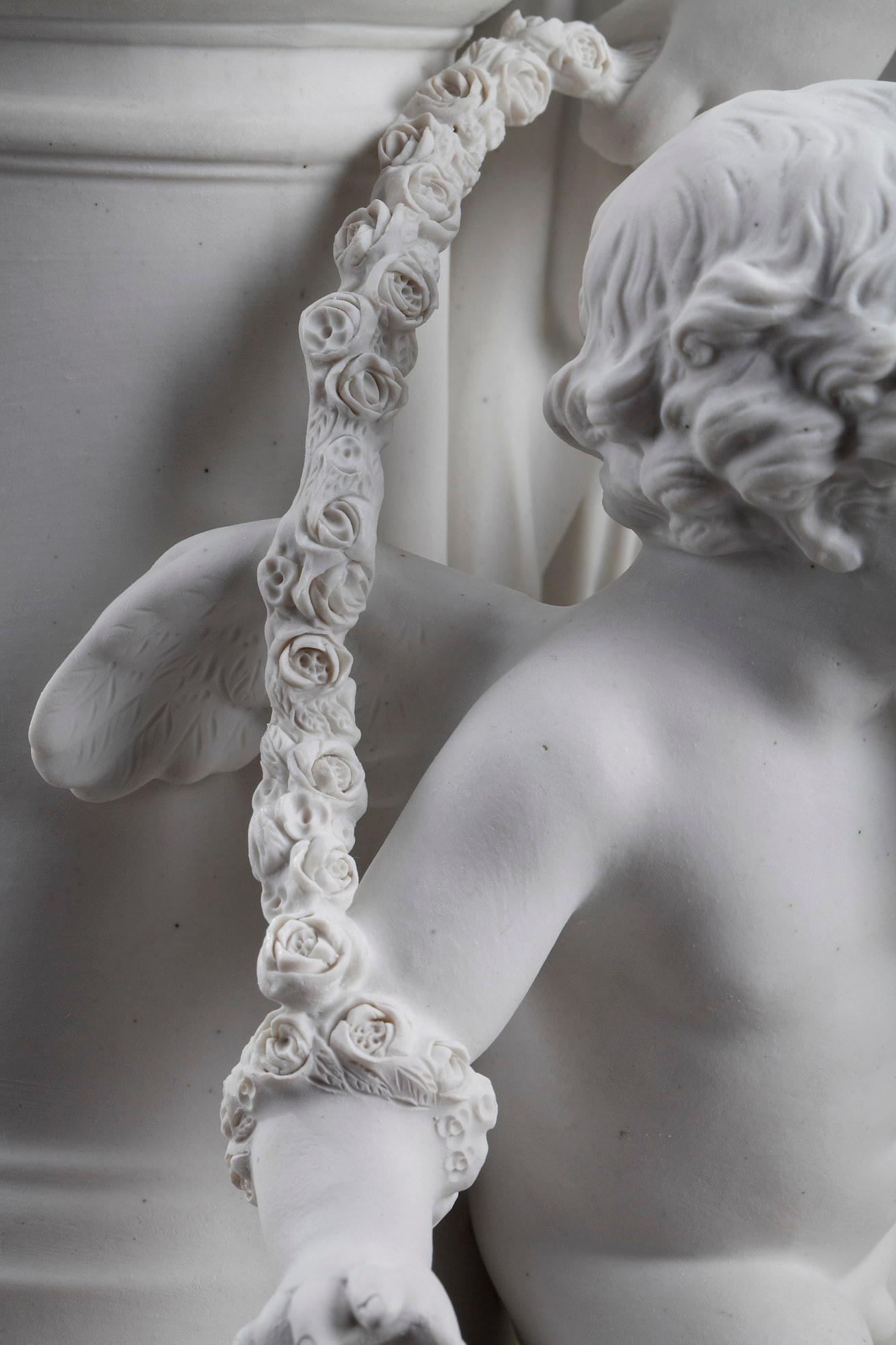 Bisque « Cupid Disarmed by a Vestal » d'après Louis-Simon Boizot en vente 11