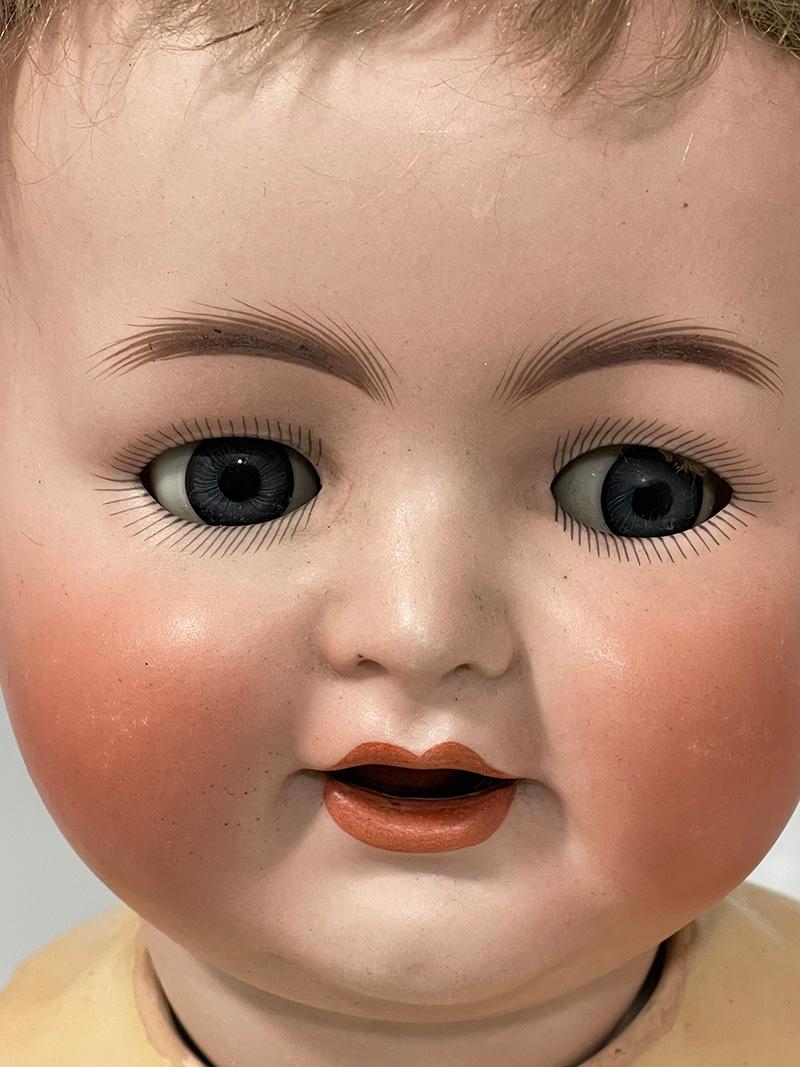 Bisque doll by Simon & Halbig for Kämmer Reinhardt, Germany, ca 1900 For Sale 12