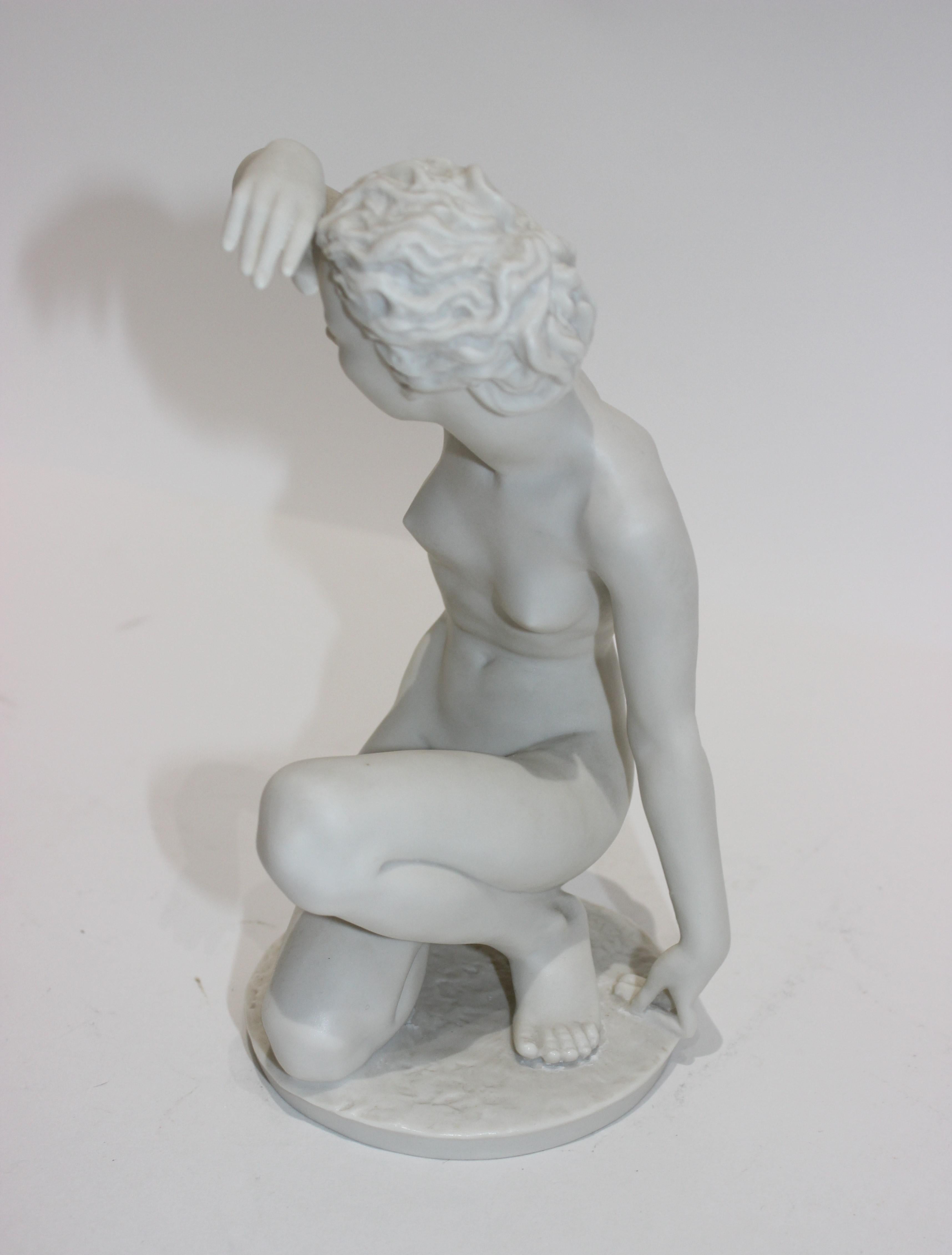 Bisque Figure of a Female Nude by Lorenz Hutschenreutner For Sale 5