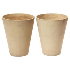 Fioriera in bisquit di Lagardo Tackett per Architectural Pottery