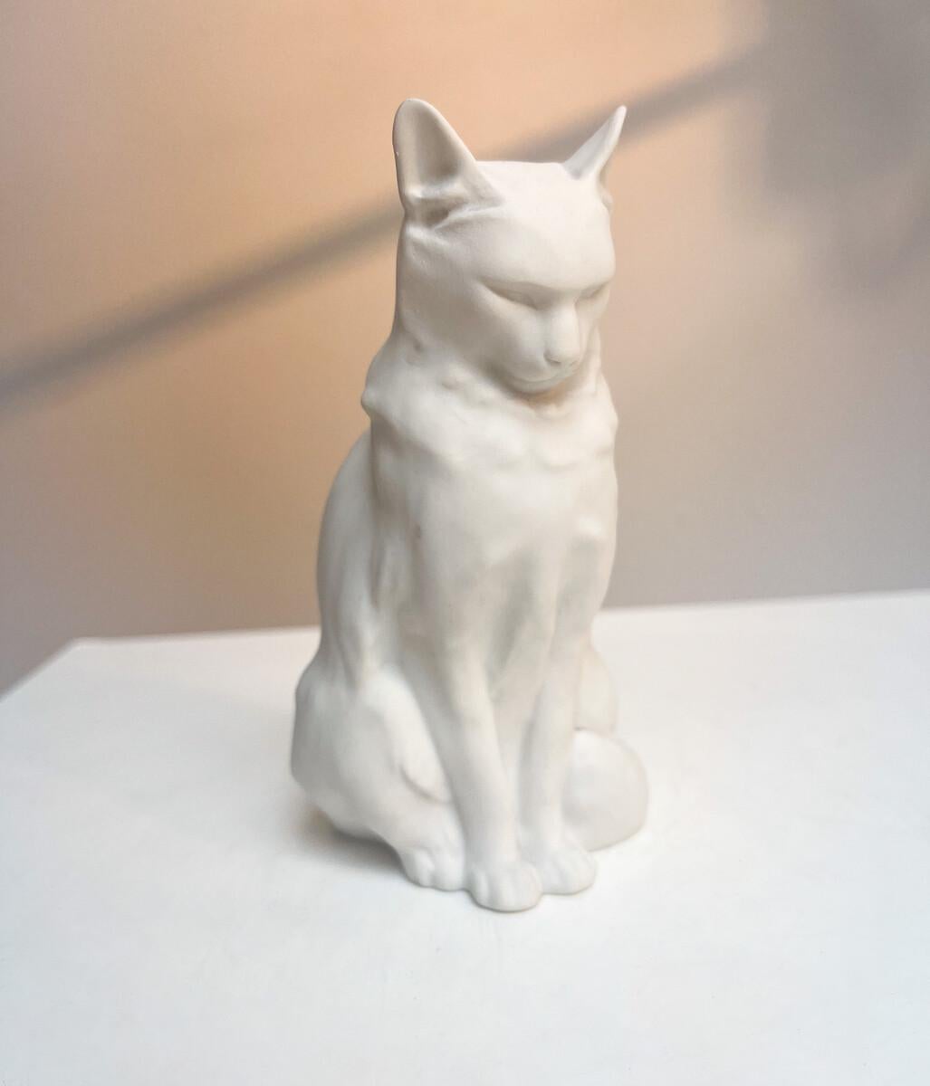 Art nouveau Sculpture en porcelaine bisquit 