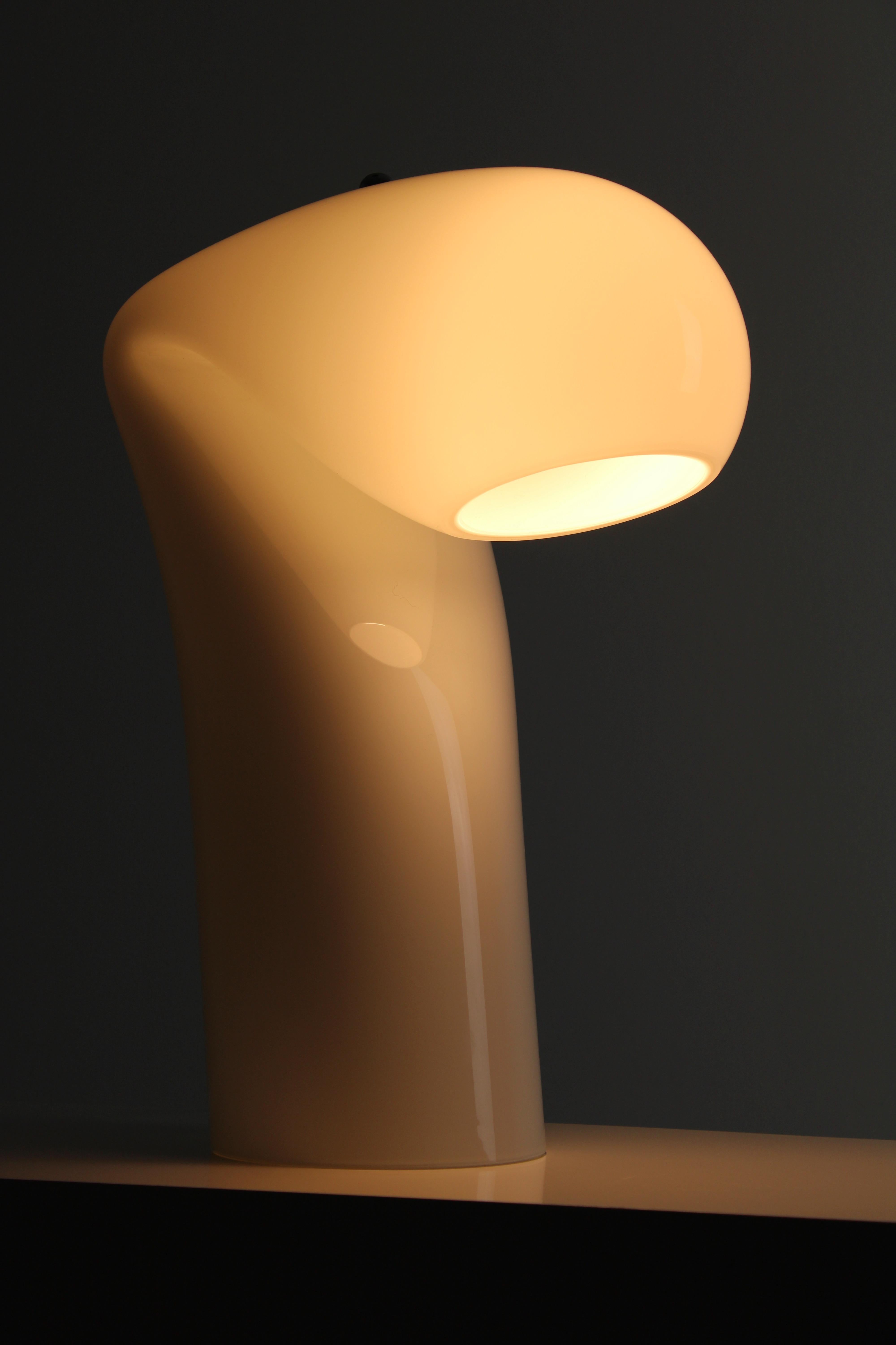 Bissa table lamp by Luciano Vistosi for Vistosi, 1968 In Excellent Condition For Sale In UTRECHT, NL