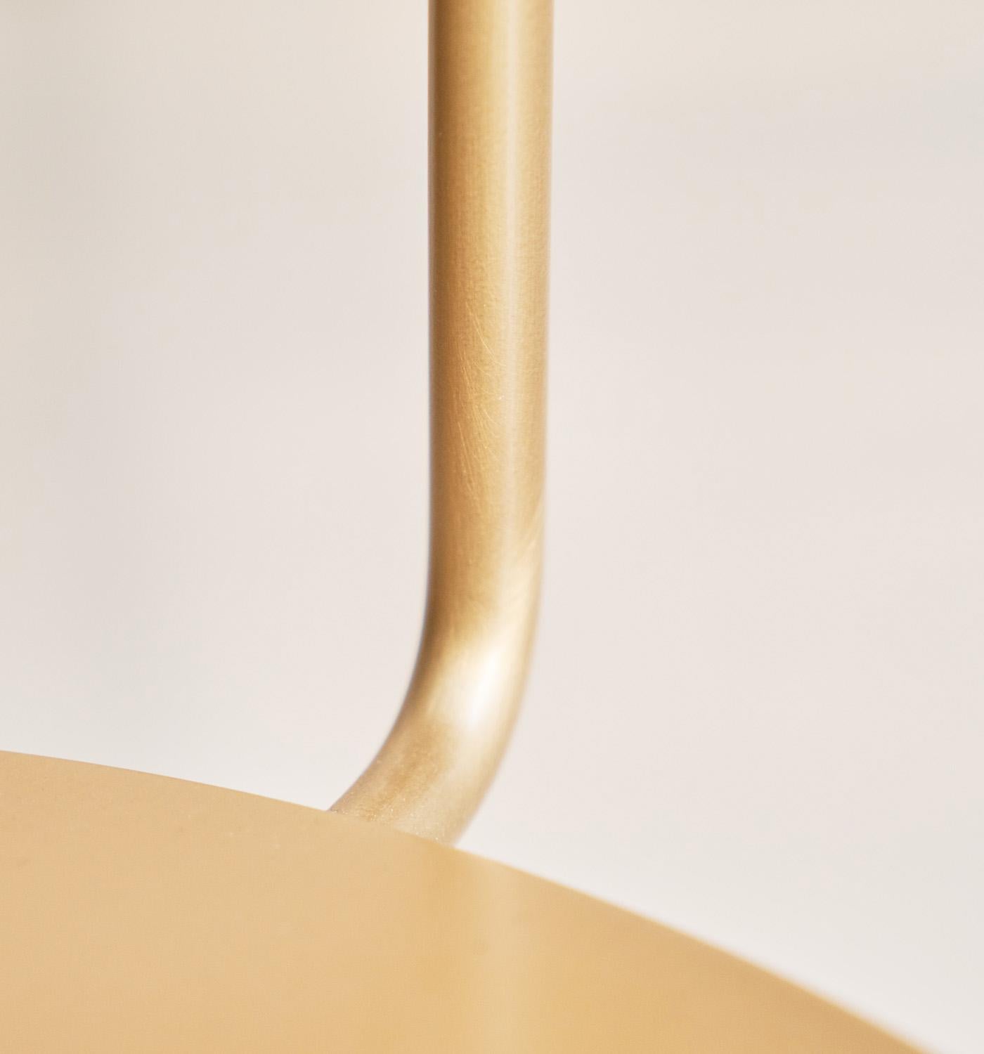 Bistabiler Aureo Contemporary Beistelltisch aus Messing Made in Italy by LapiegaWD (Bronziert) im Angebot