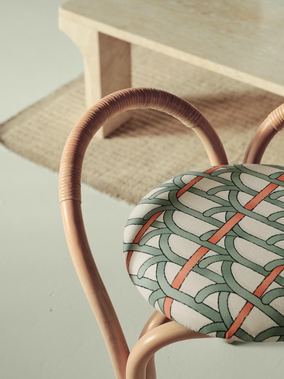 Sgabello 'Bistra' in rattan laccato naturale di AMDL Circle per Gubi in vendita 3