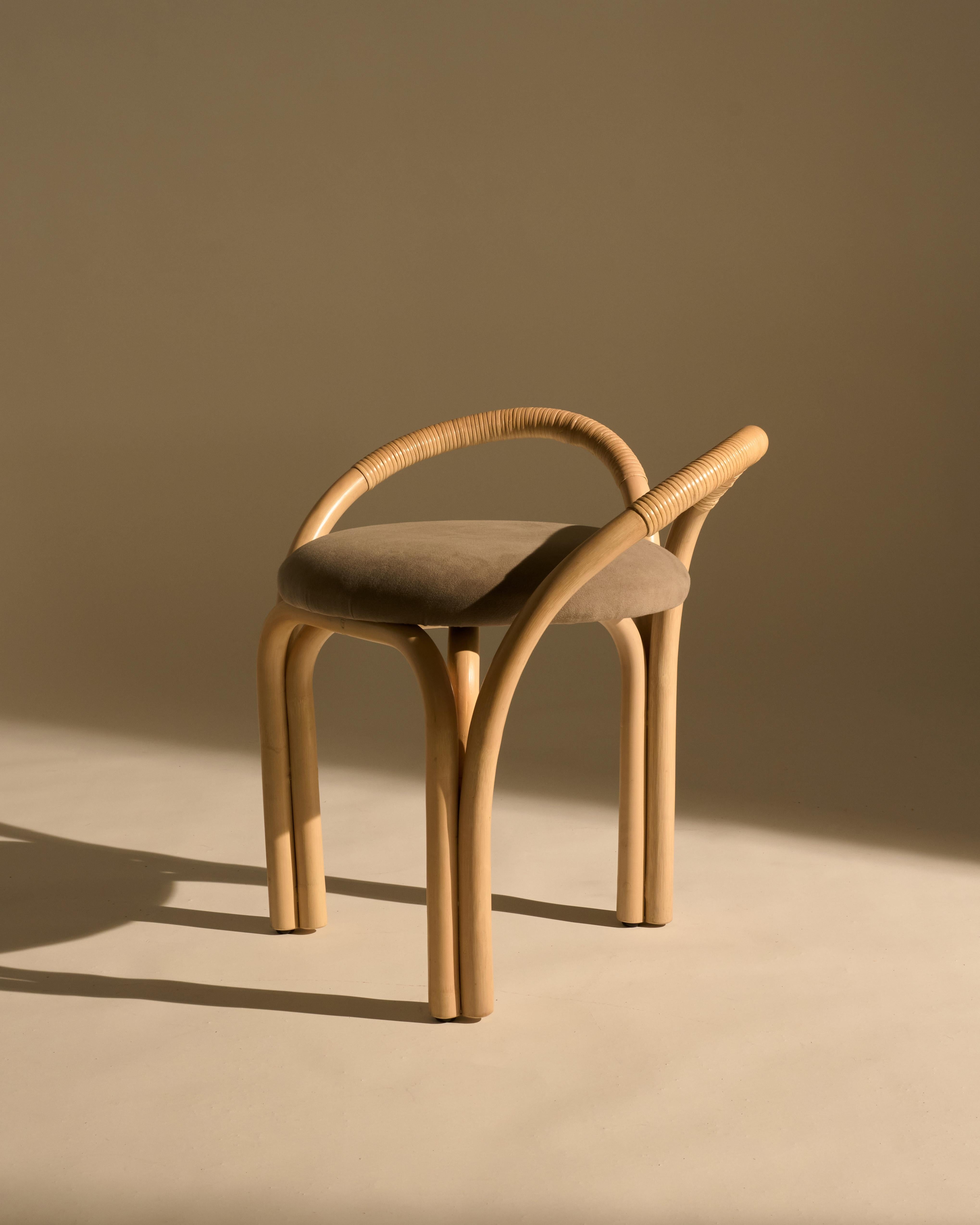XXI secolo e contemporaneo Sgabello 'Bistra' in rattan laccato naturale di AMDL Circle per Gubi in vendita