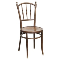 Sedia da bistrot con seduta intagliata