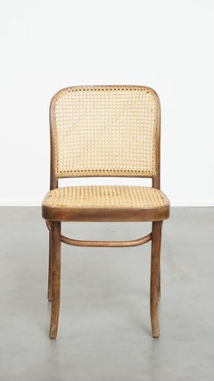 Bistro chair with wooden frame