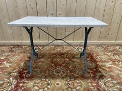 Bistro Table in Marble and Cast Iron