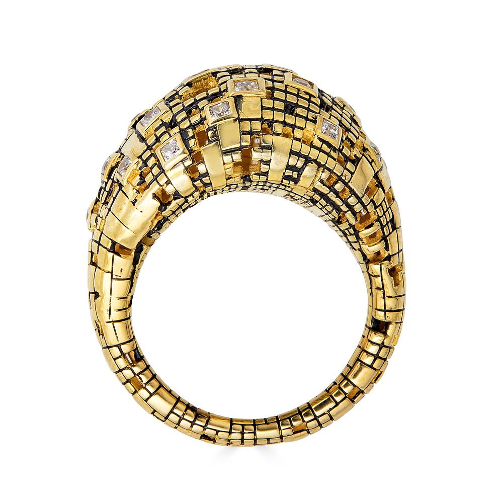 This Bitcoin Blockchain Dome 18K Gold and Diamond Ring embodies the intersection of technology and nature. This unisex, dome-shaped Bitcoin Blockchain ring by John Brevard is inspired by the bitcoin blockchain code. Featuring a collection of white