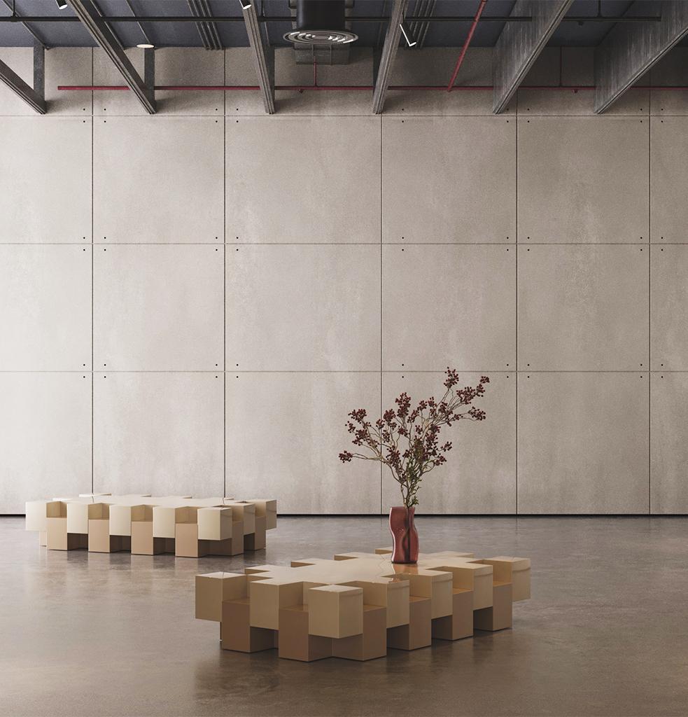 La table basse Bite de hermhaus transforme sa ligne caractéristique en un présentoir alternatif. Les deux mêmes pièces se superposent pour former la forme unique de la table basse. La laque brillante utilisée accentue le contraste des lignes
