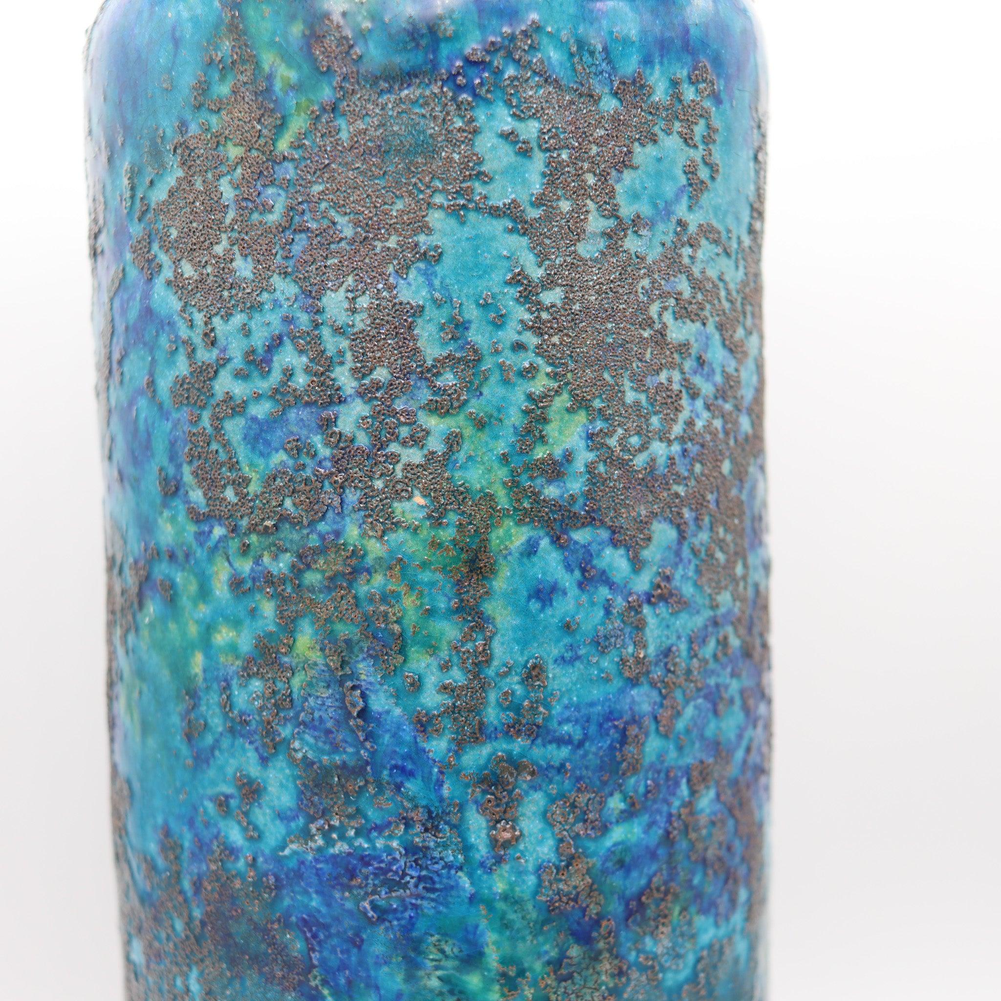 Mid-Century Modern BITOSSI 1964 Italian Cinese Tall Vase In Glazed Blue Terracotta With Gold For Sale