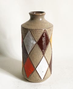 Bitossi Aldo Londi Attributed Italian Ceramic Harlequin Diamond Vase, circa 1960