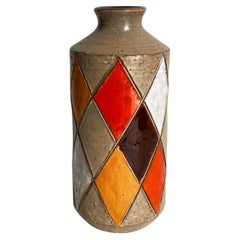 Bitossi Aldo Londi Attributed Italian Ceramic Harlequin Diamond Vase, circa 1960